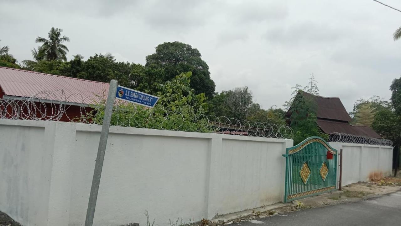 Homestay Bonda Azizah 11-13pax photo 5