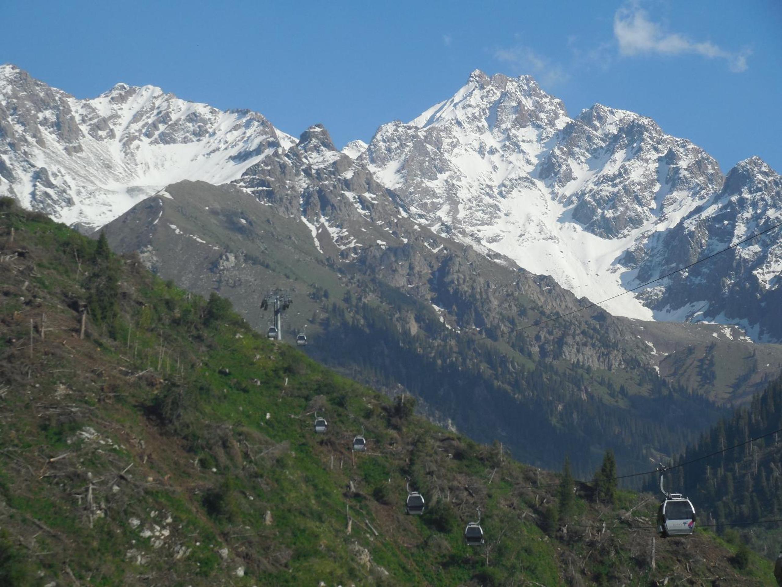 Nadezhda Apartments in Samal, mountain-view