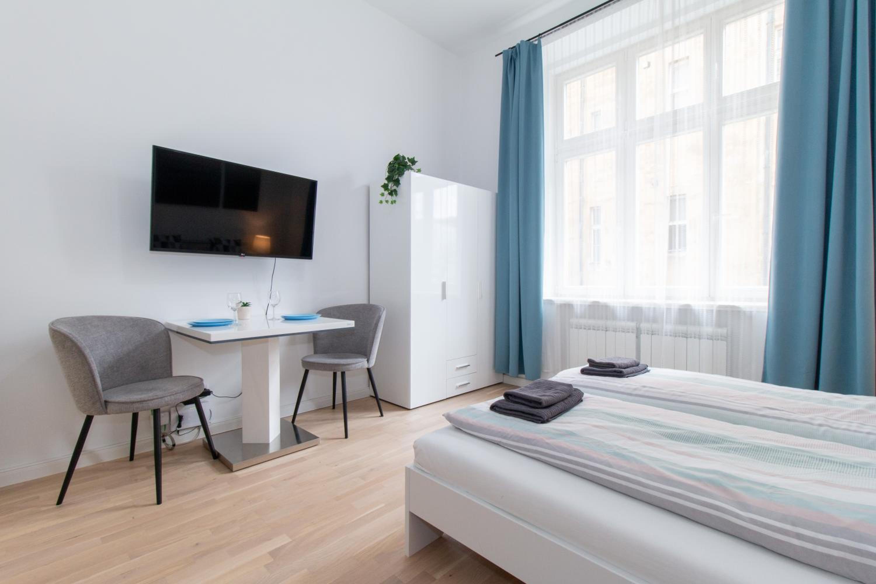 Washingtonova CR apartments
