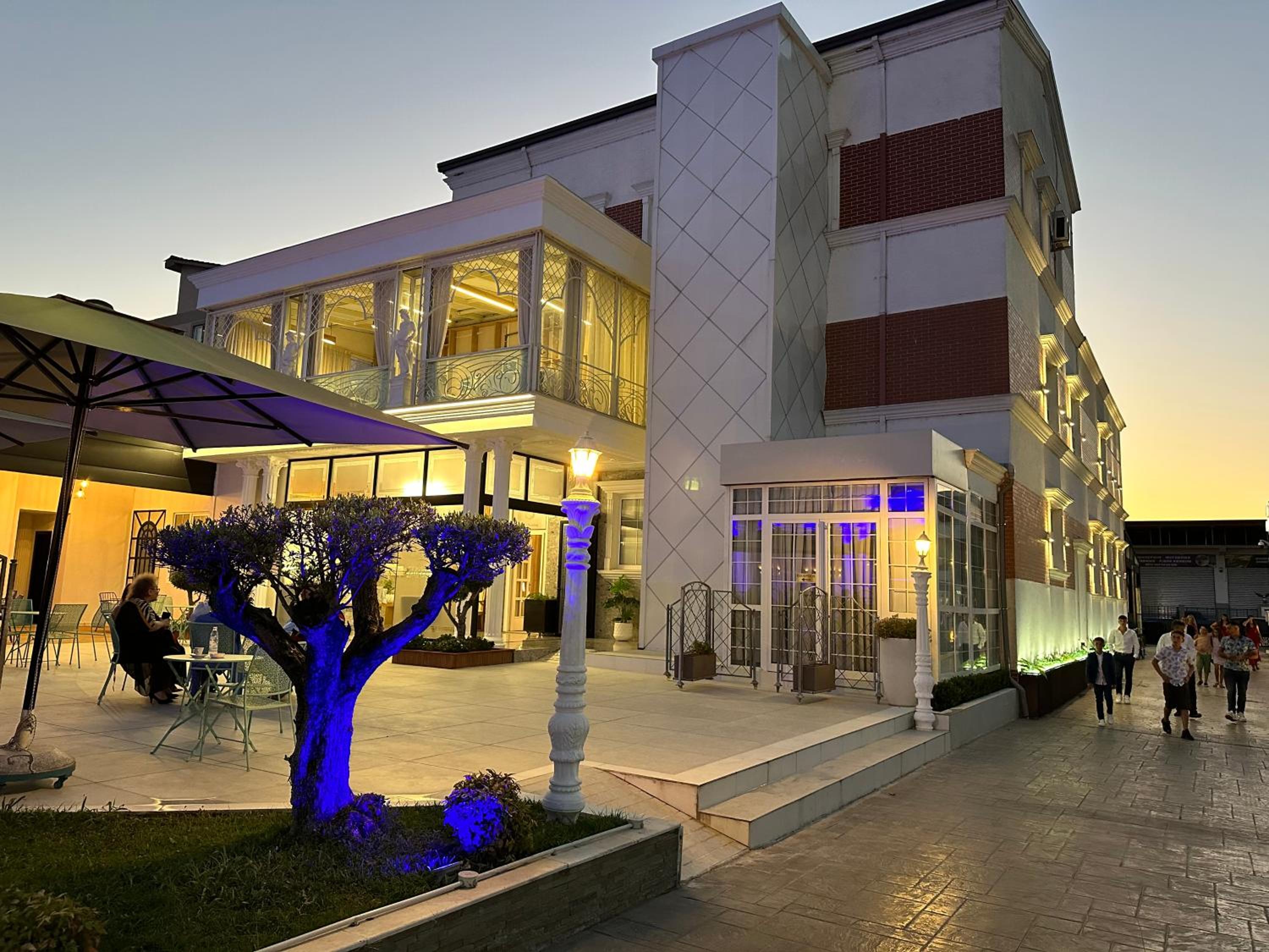 Hotel Colis