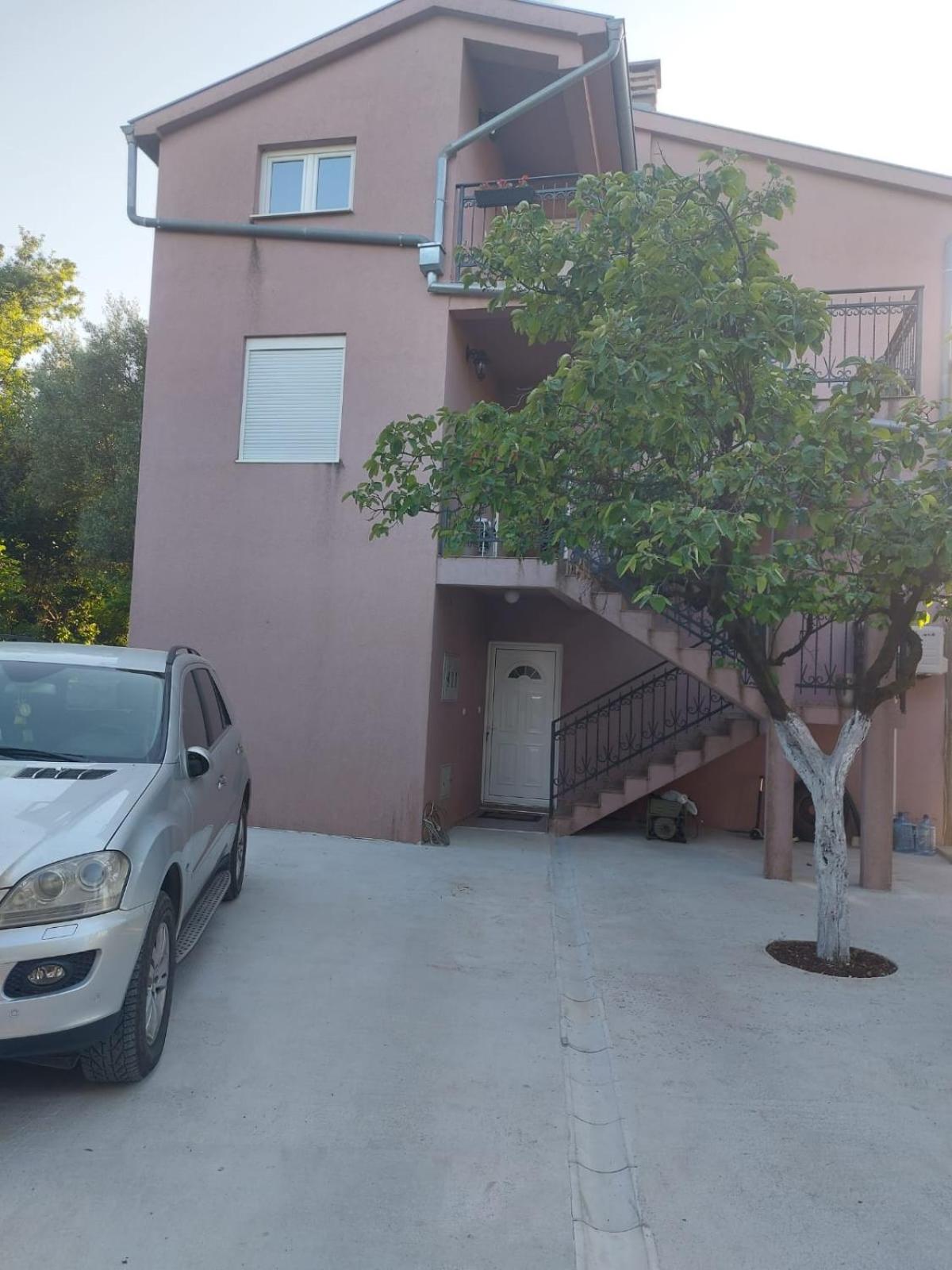 Apartmani “Dunja”