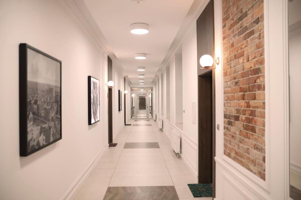 Energetic Apartment in City Center!
