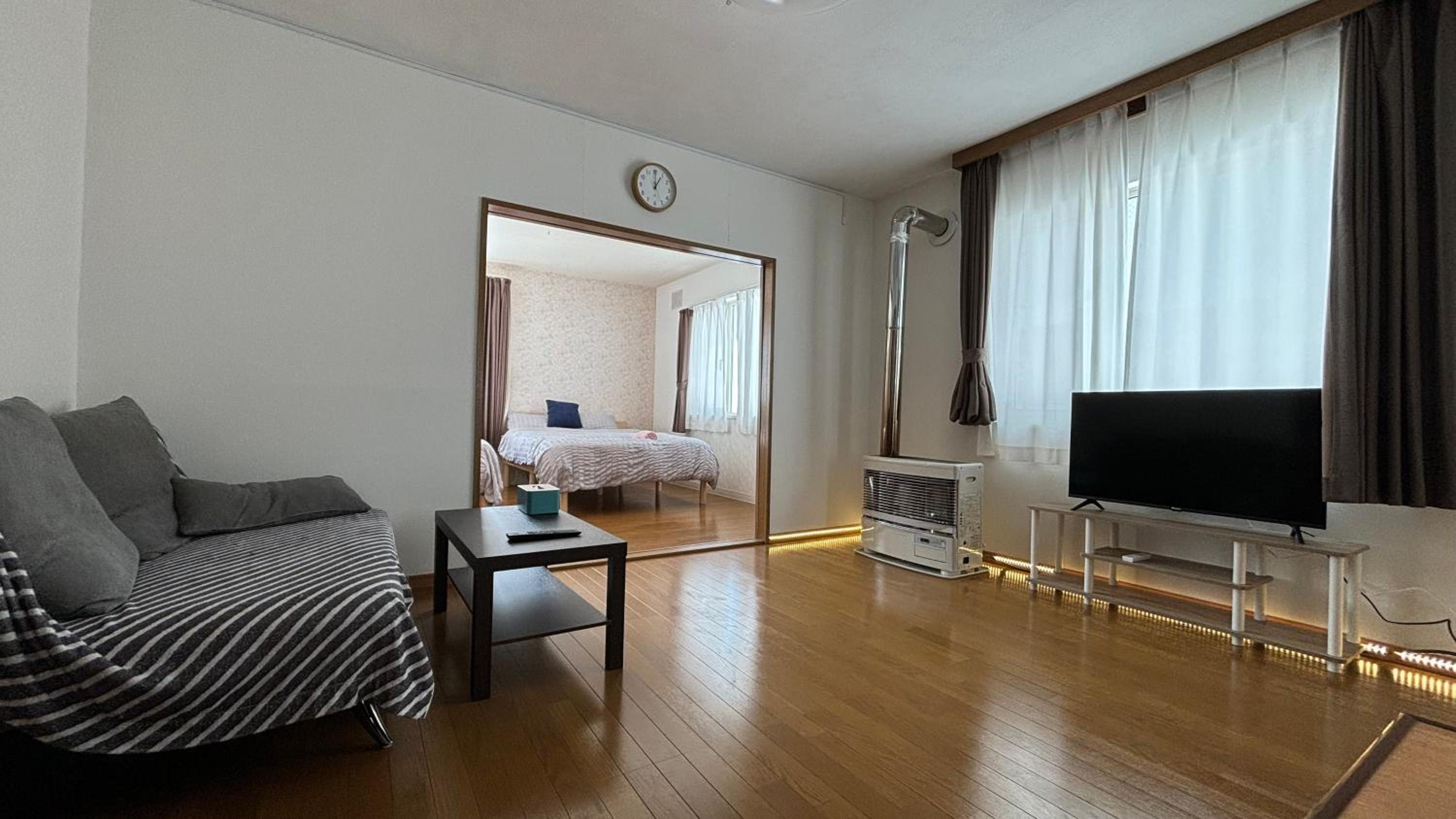 Experience relaxation in Otaru's bungalow