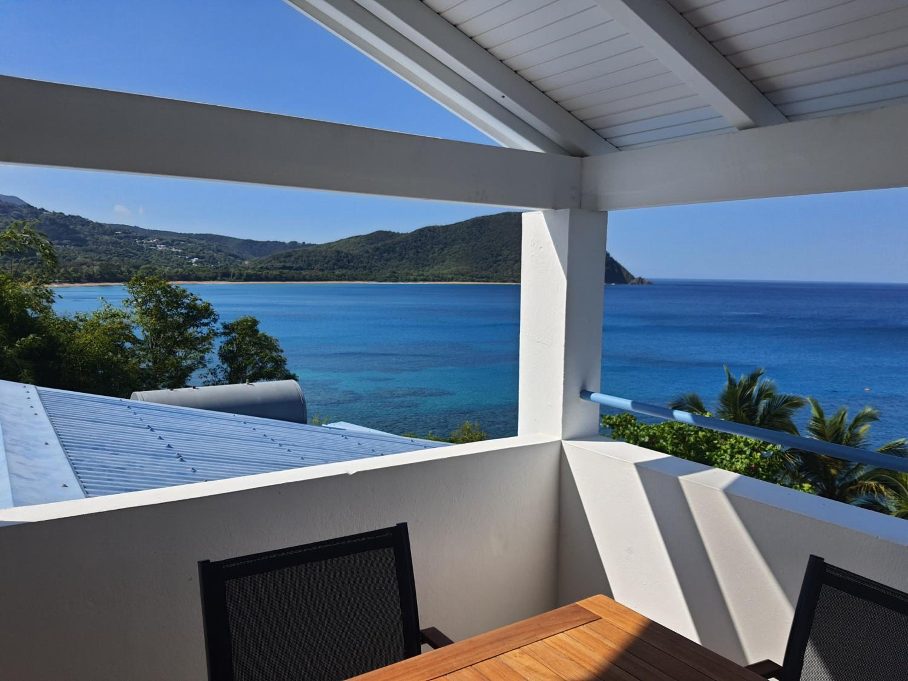 Vwe moun Bay view 2