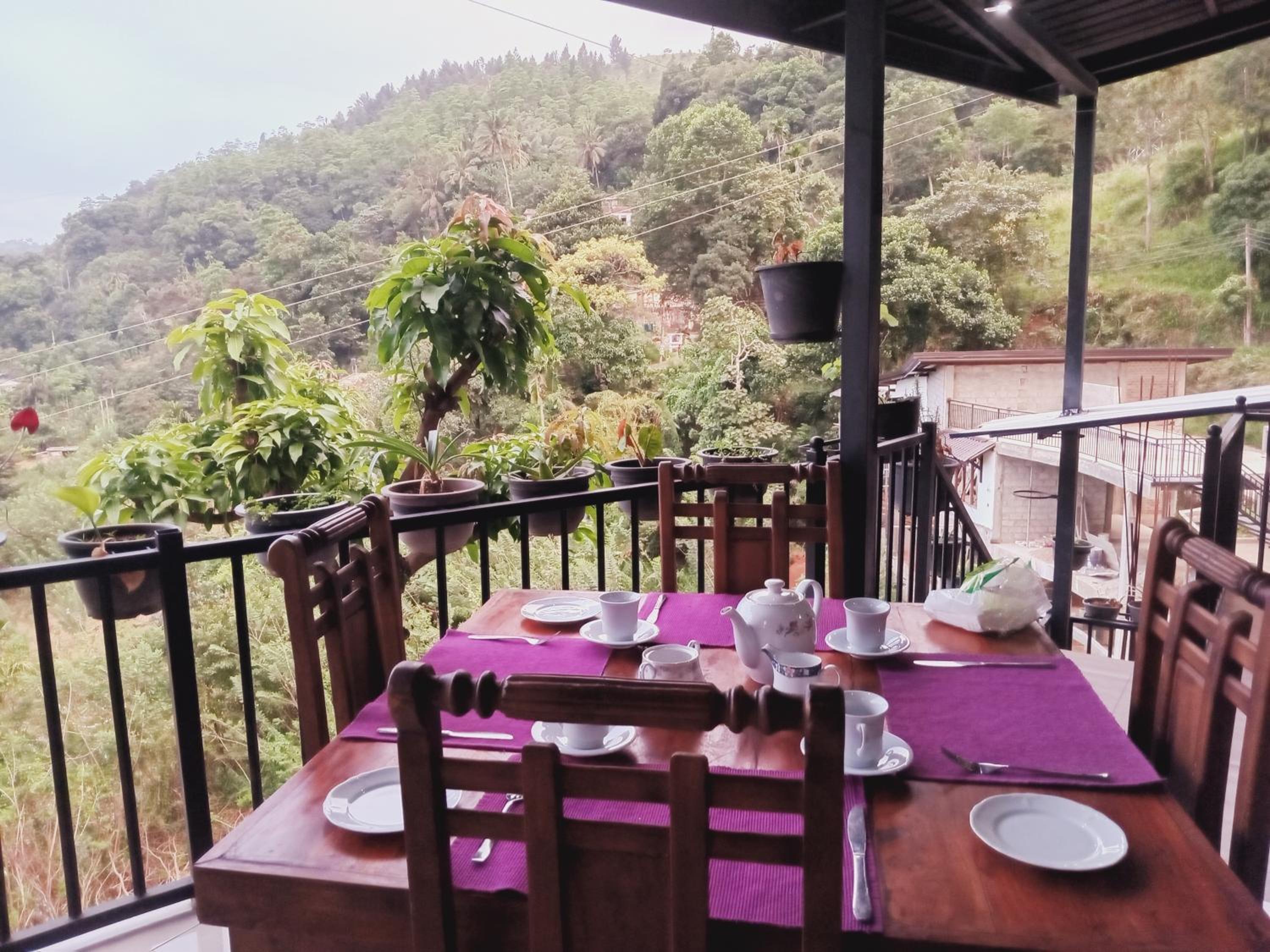 Kandy IVY Mountain View Resort view 3