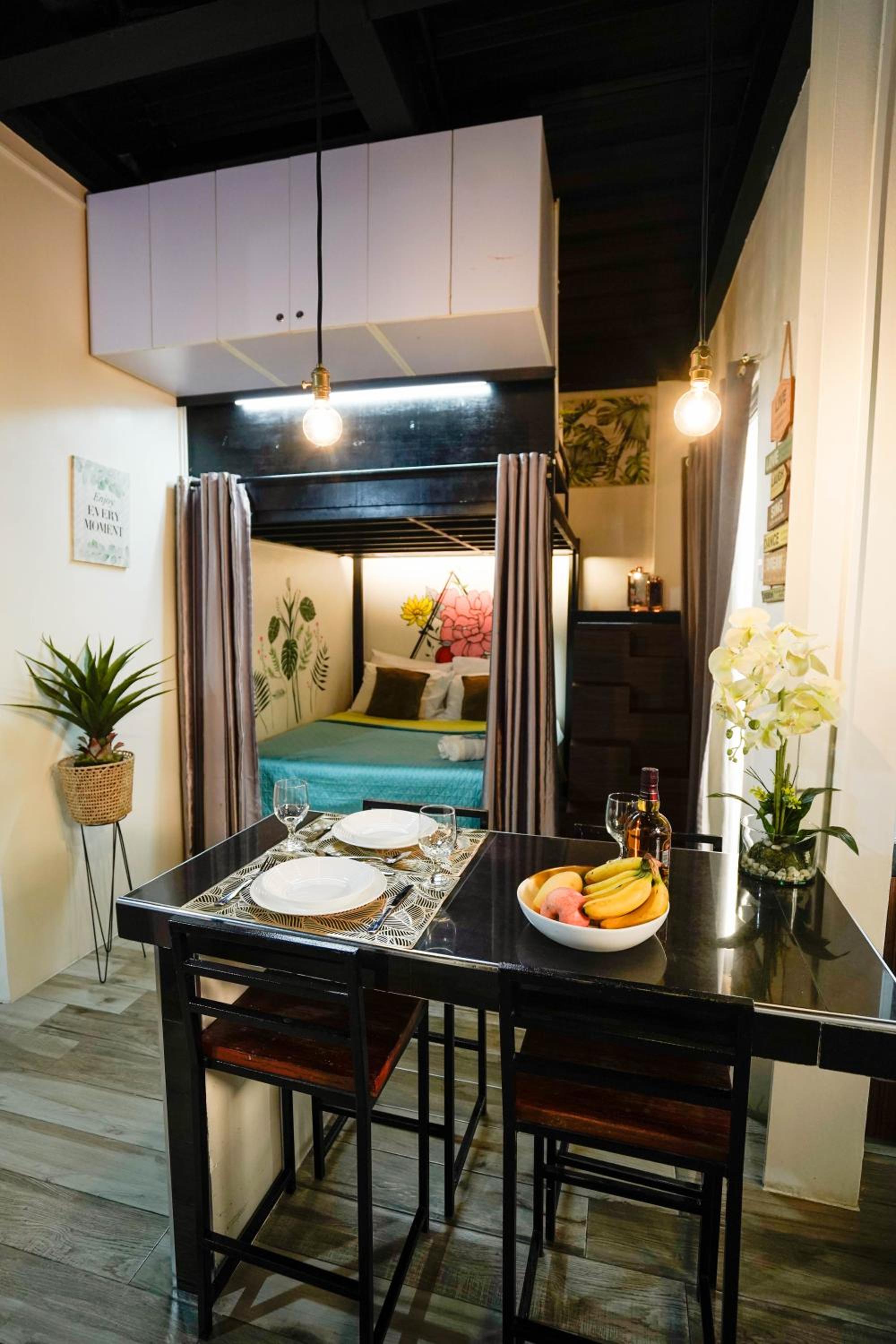 JMO Apartments