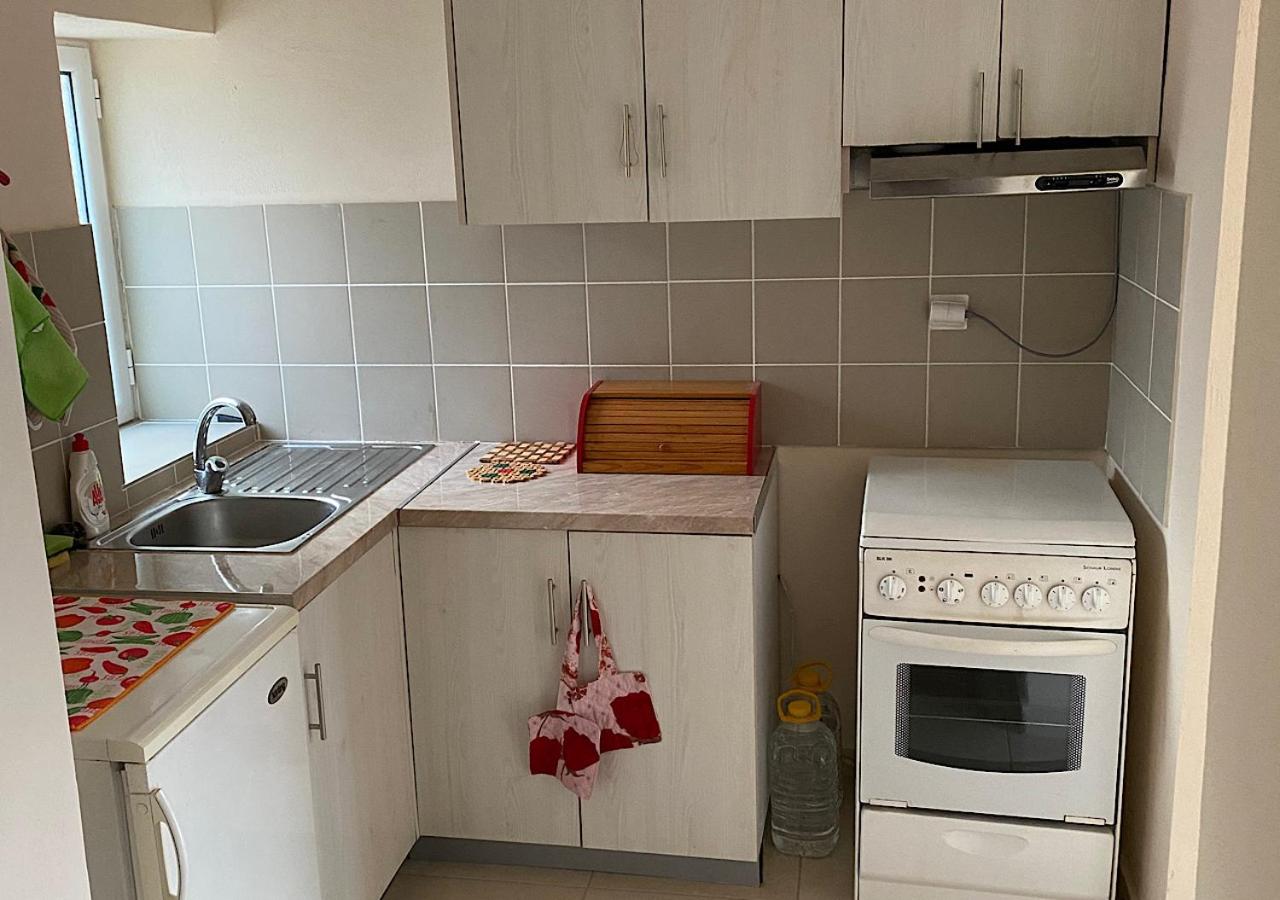 Tzouliano’s Apartment