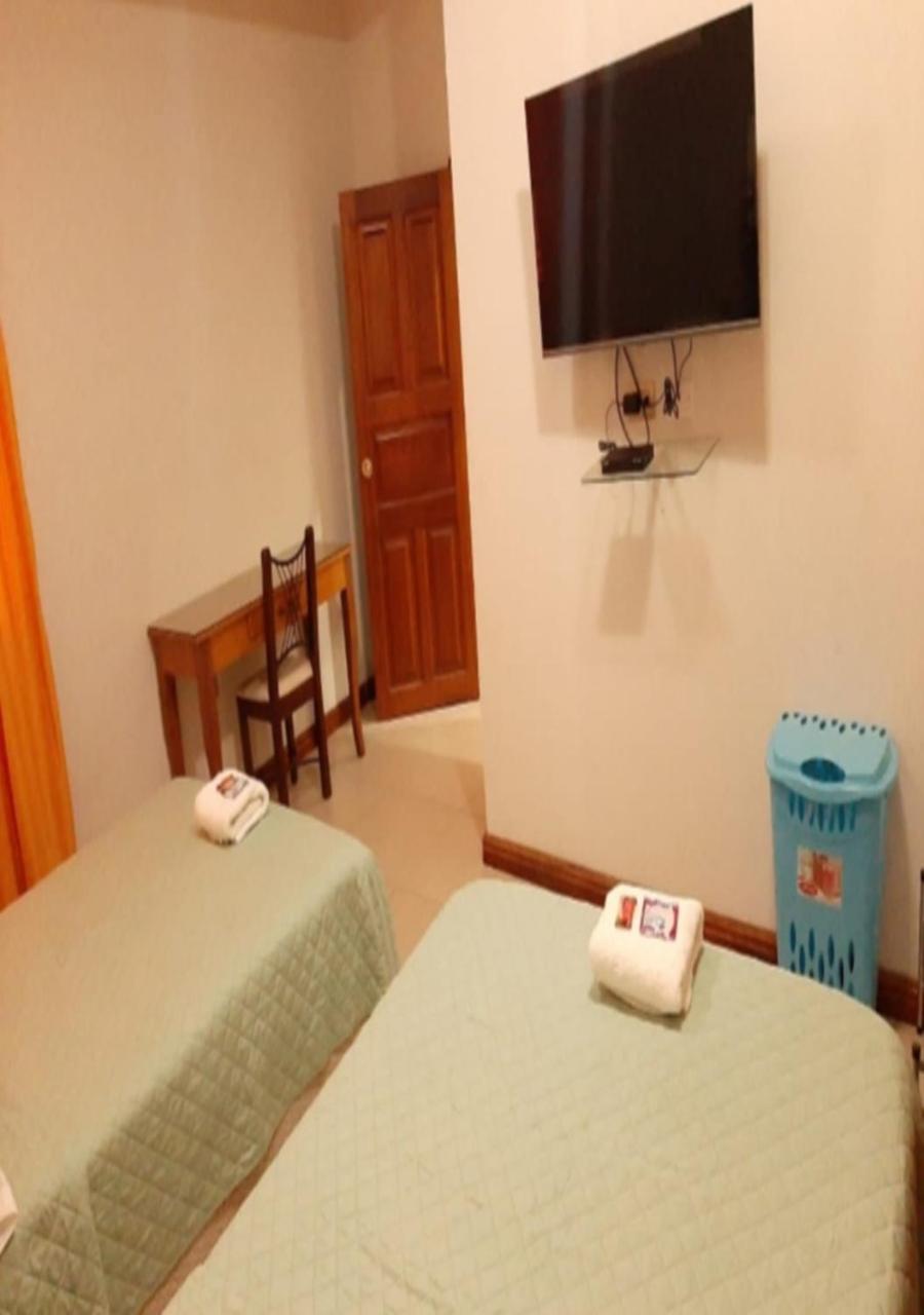 201 RV APARTMENTS IQUITOS-APARTAMENTO SEGUNDO PISO CON BALCON A PISCINA view 2