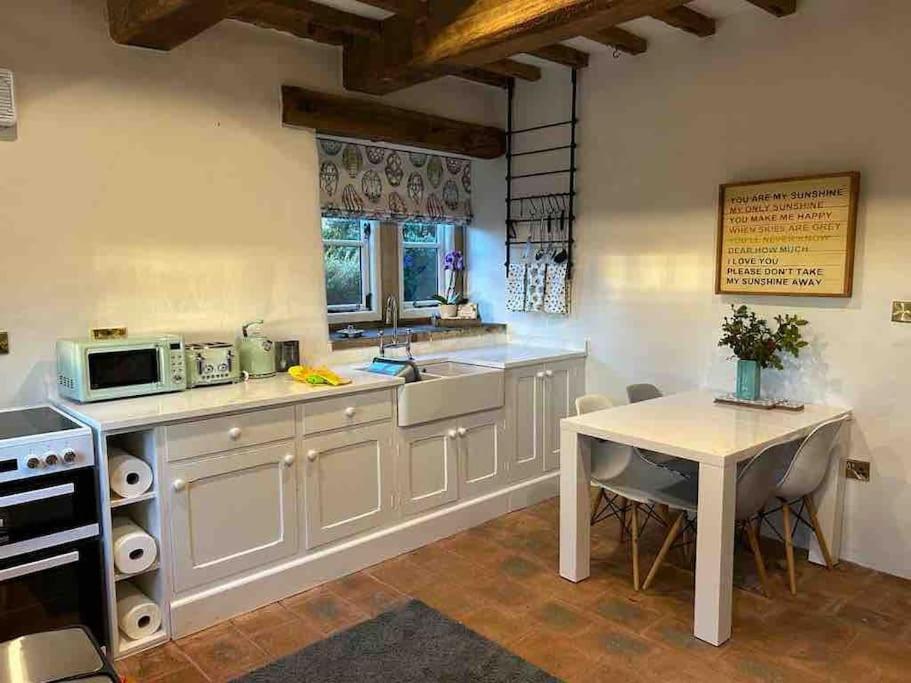 Charming 17th century cottage near Bakewell in own grounds view 2