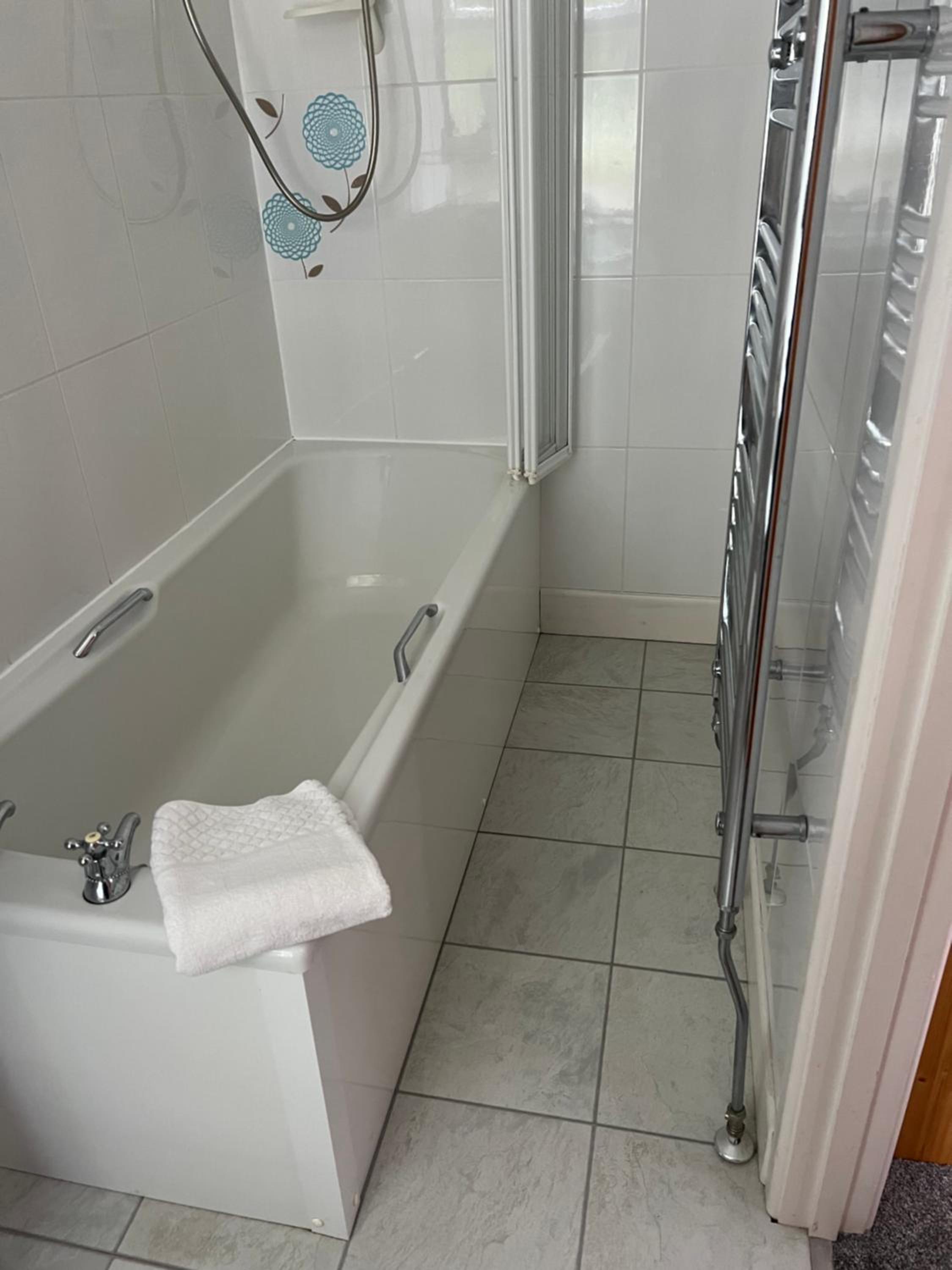 Tregenna cottage with free parking view 5