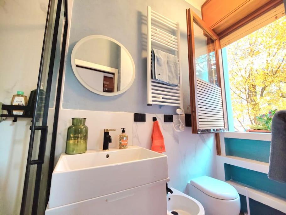 Casa MaMo: Design & Vintage above Subway