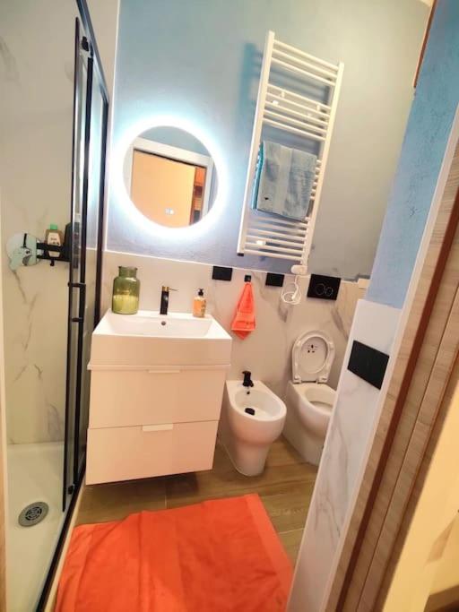 Casa MaMo: Design & Vintage above Subway