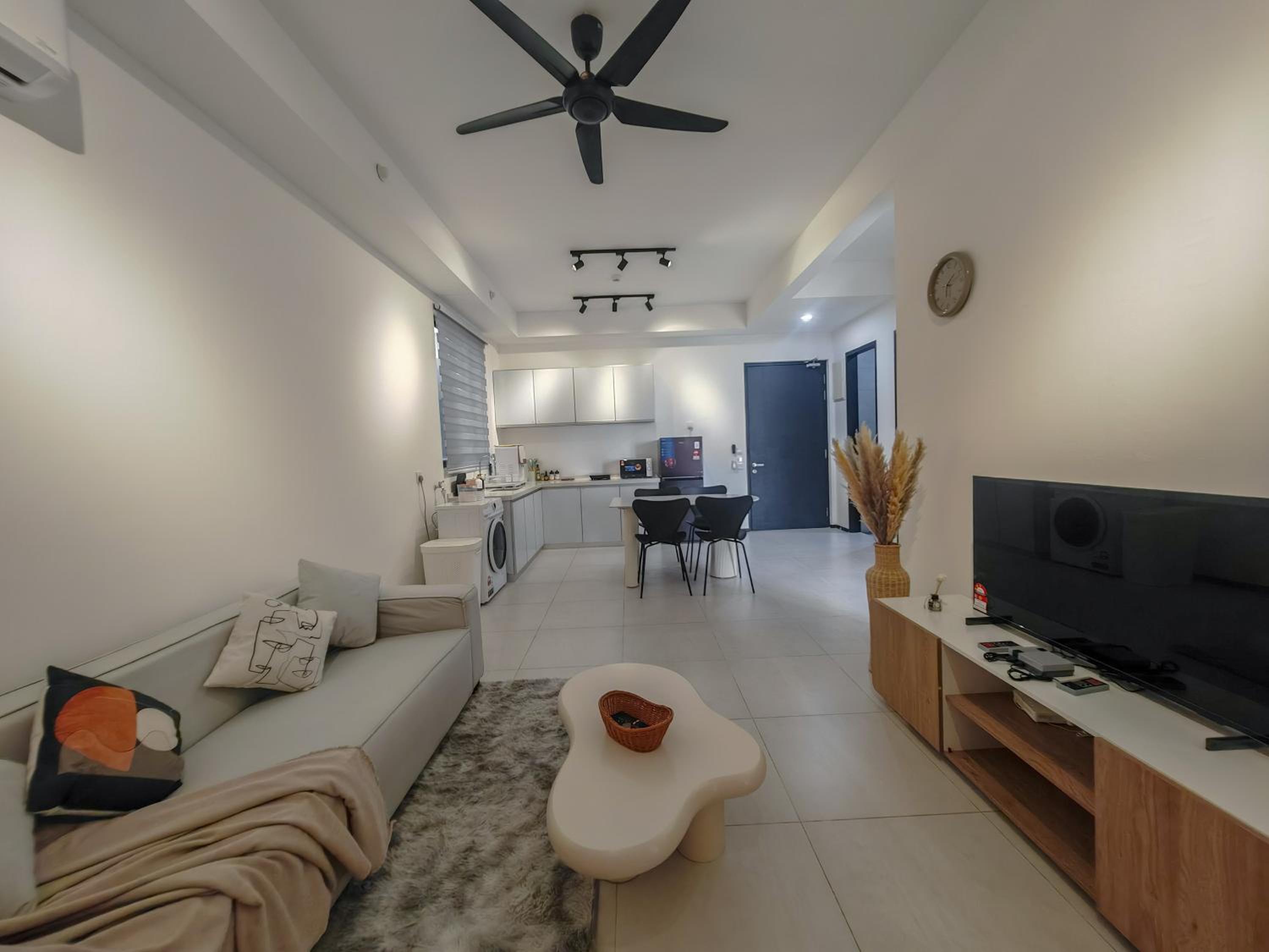 Vanilla Cottage - Urban Suites by Ocean Luxe photo 5