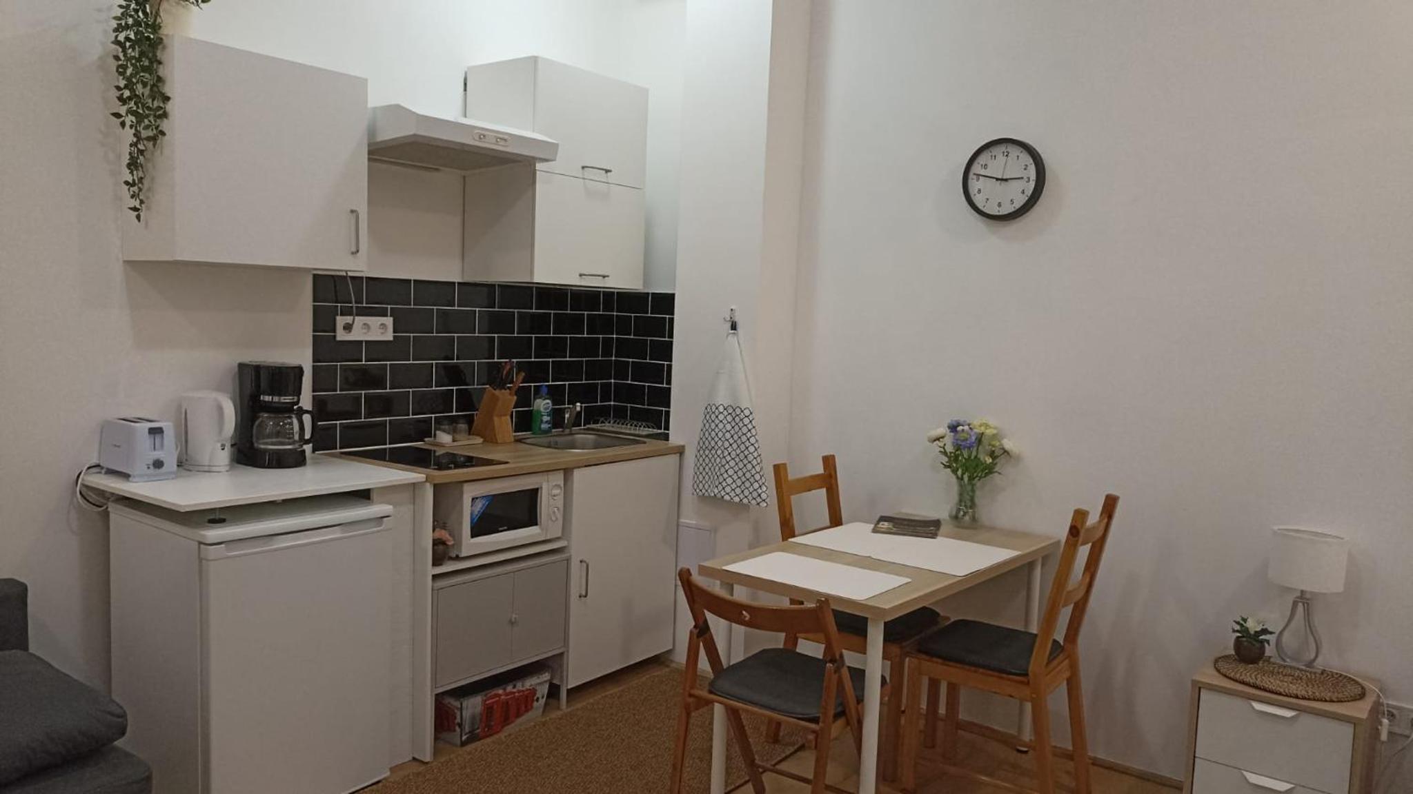 M&M Apartment Budapest House view 4