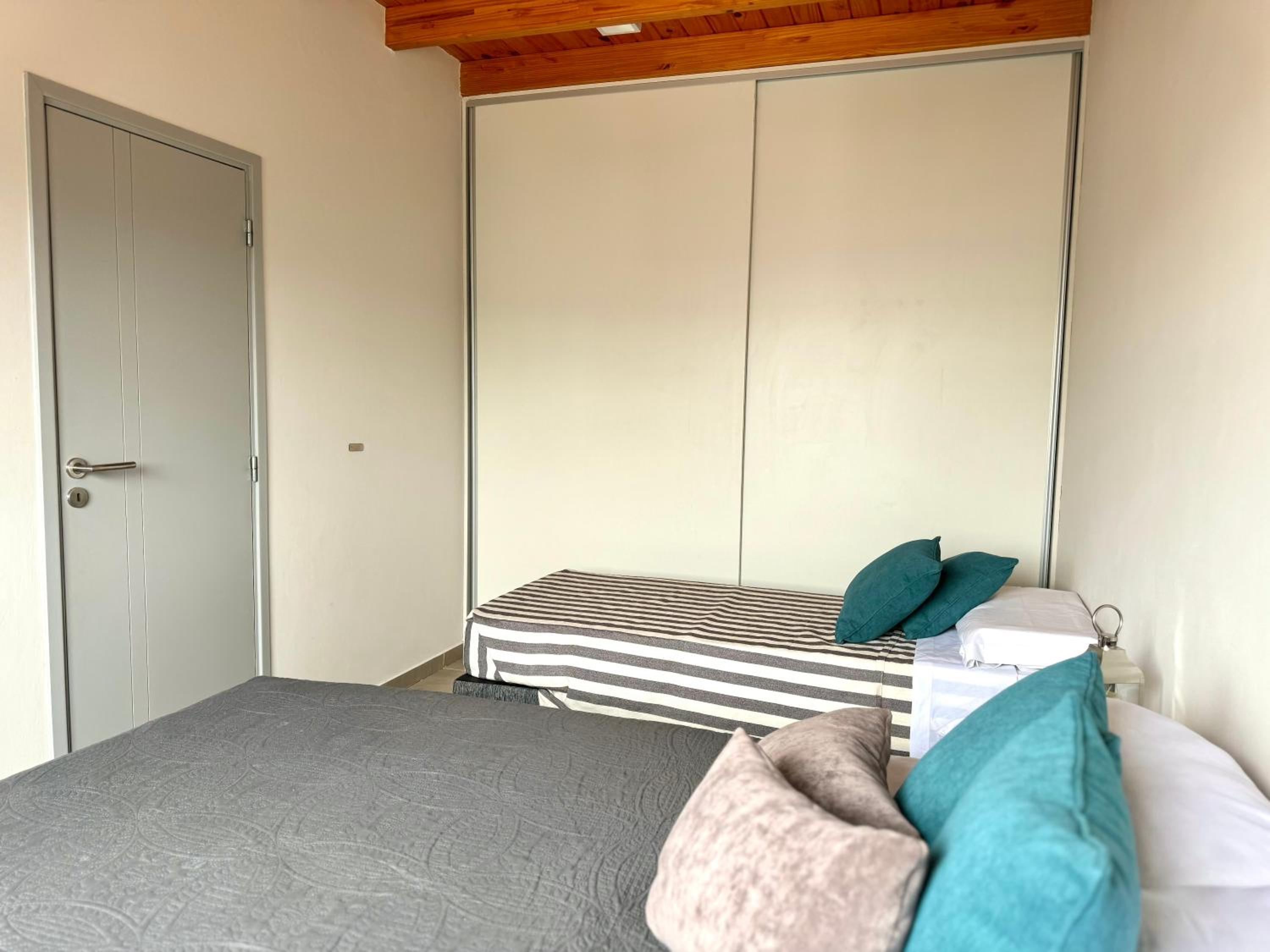 Departamento en complejo semiprivado con cochera