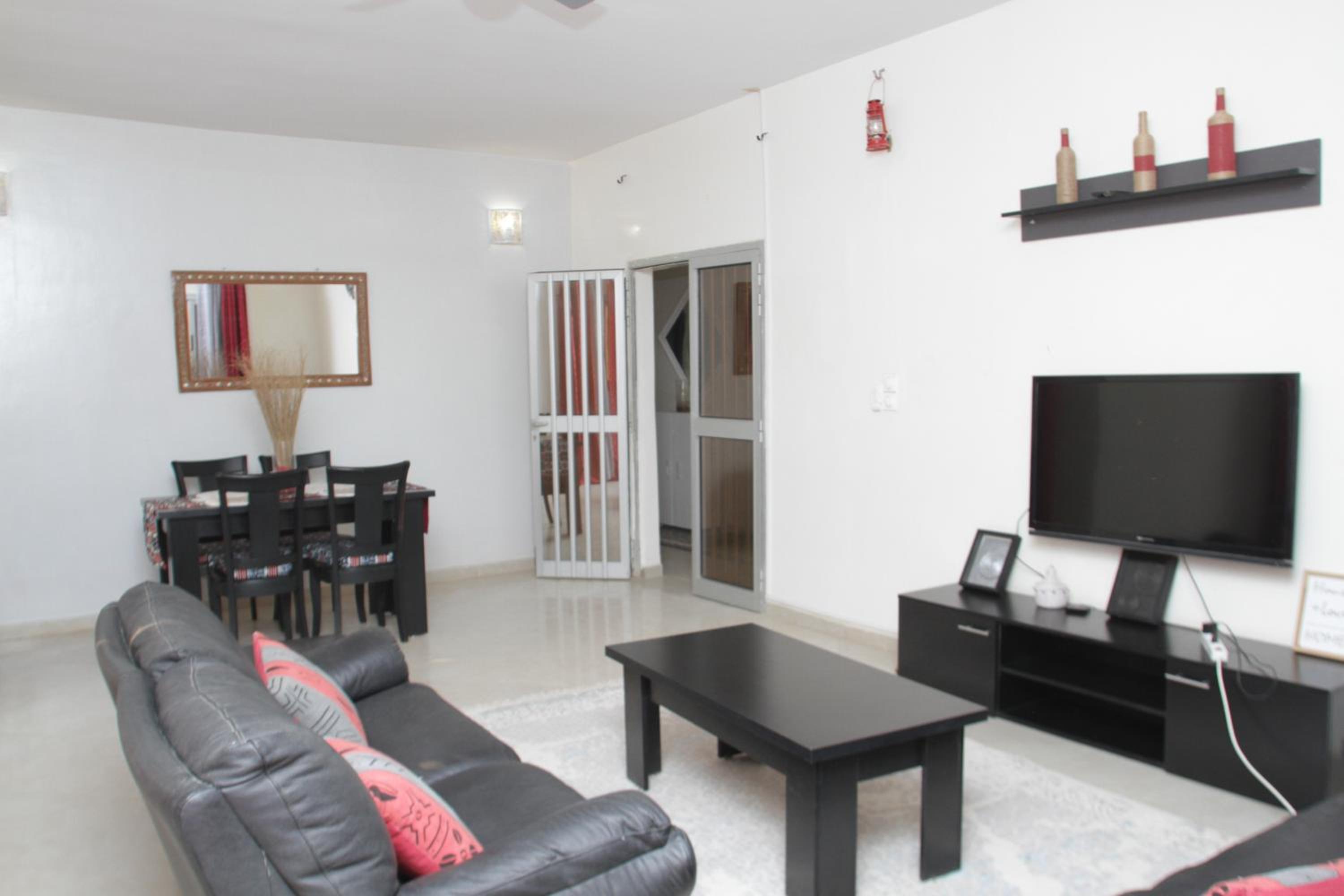 "Class A", un superbe appartement calme, apaisant et sûr proche des restos et plages de Saly view 2