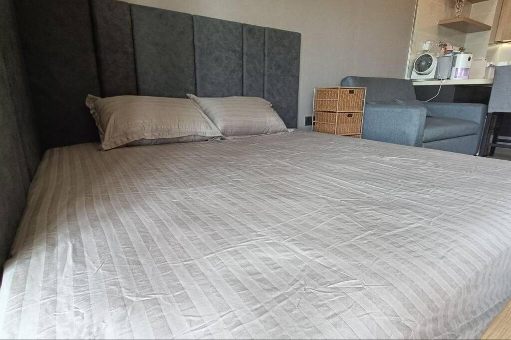 Modern Studio 4 pax Danga Bay Shopping Mall
