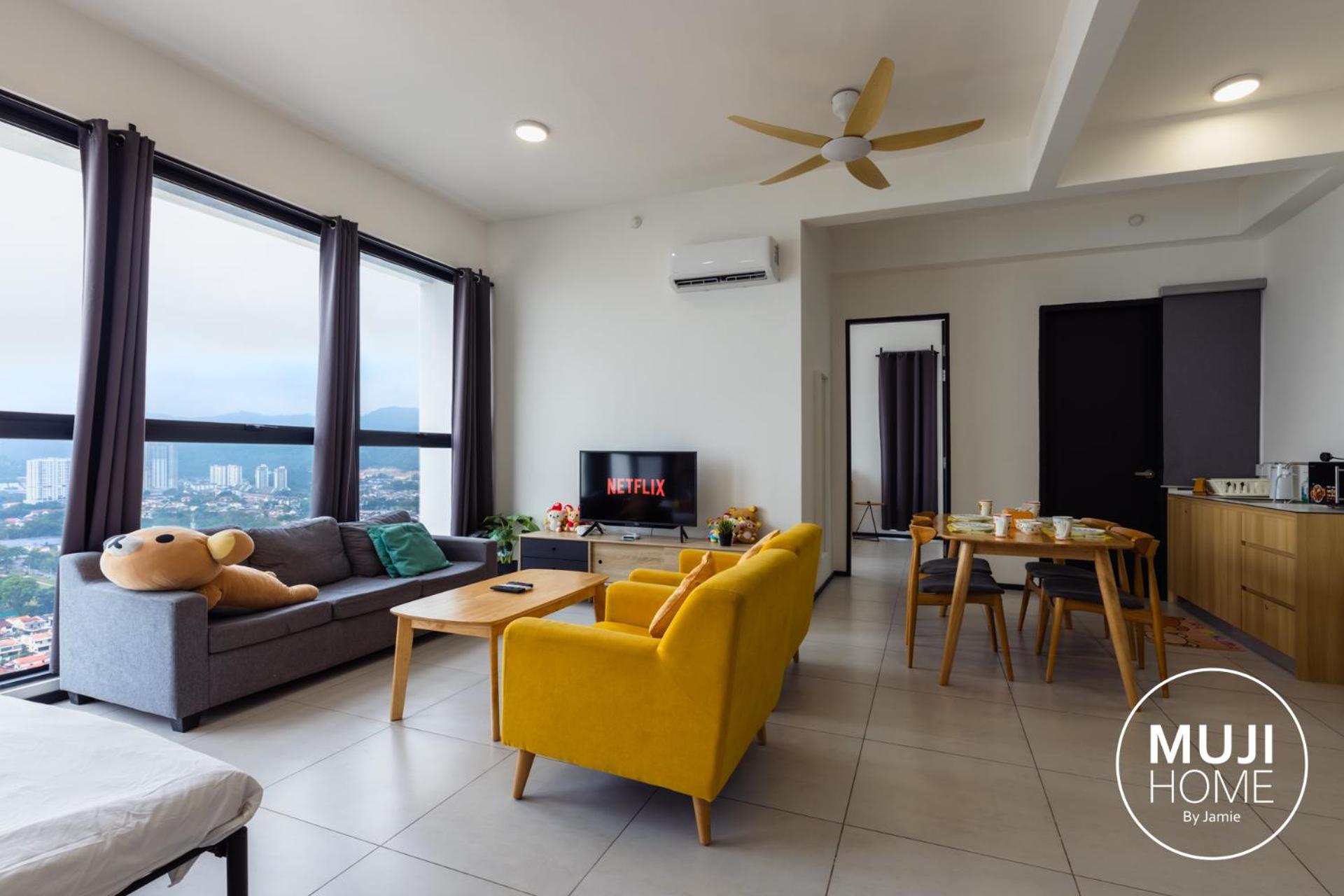 MUJI X Rilakkuma Seaview 3BR Georgetown with TV Box view 2