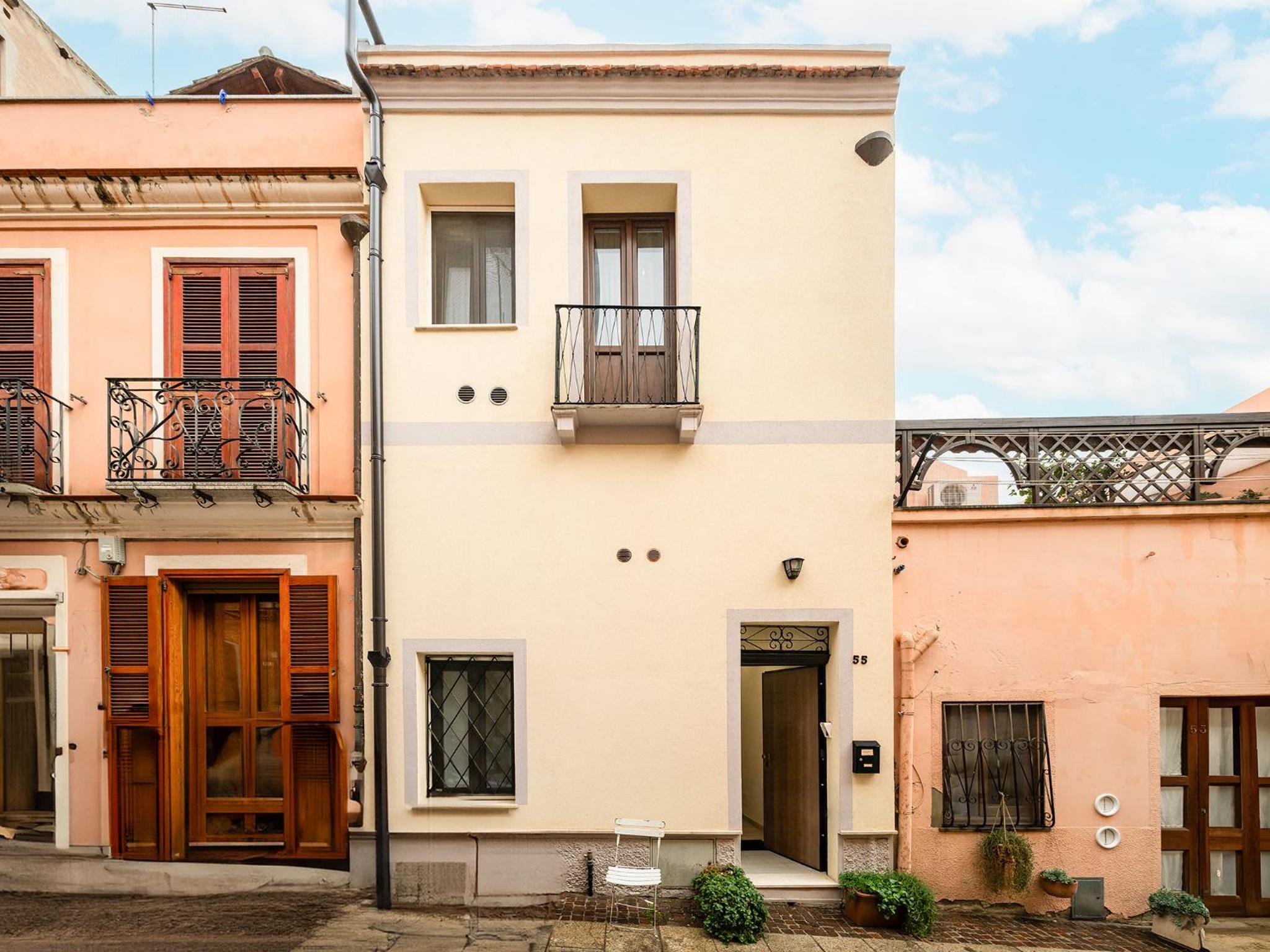 Hotel La Dolce Cagliari holiday home - Image 1