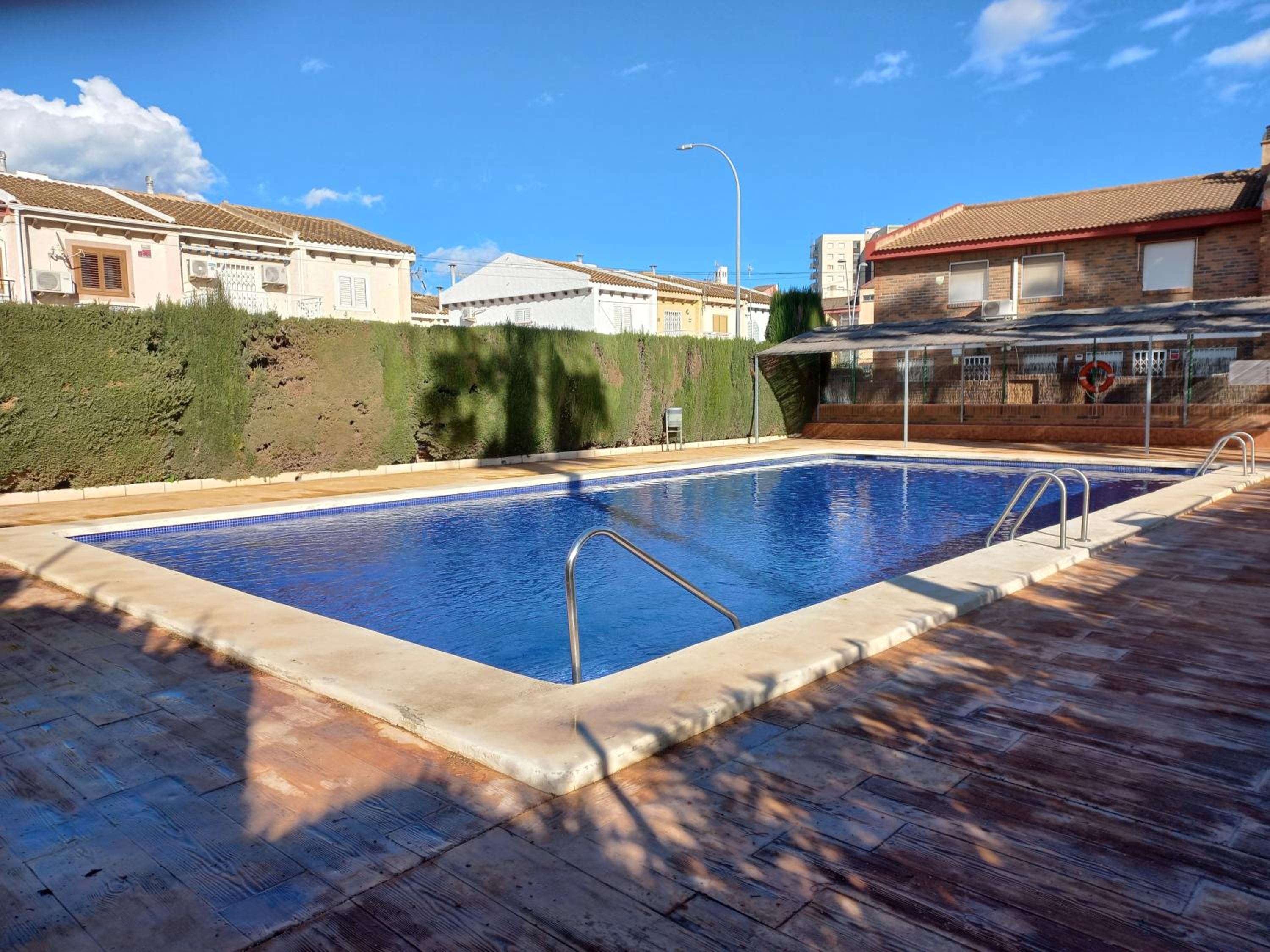 Appartement proche mer avec piscine