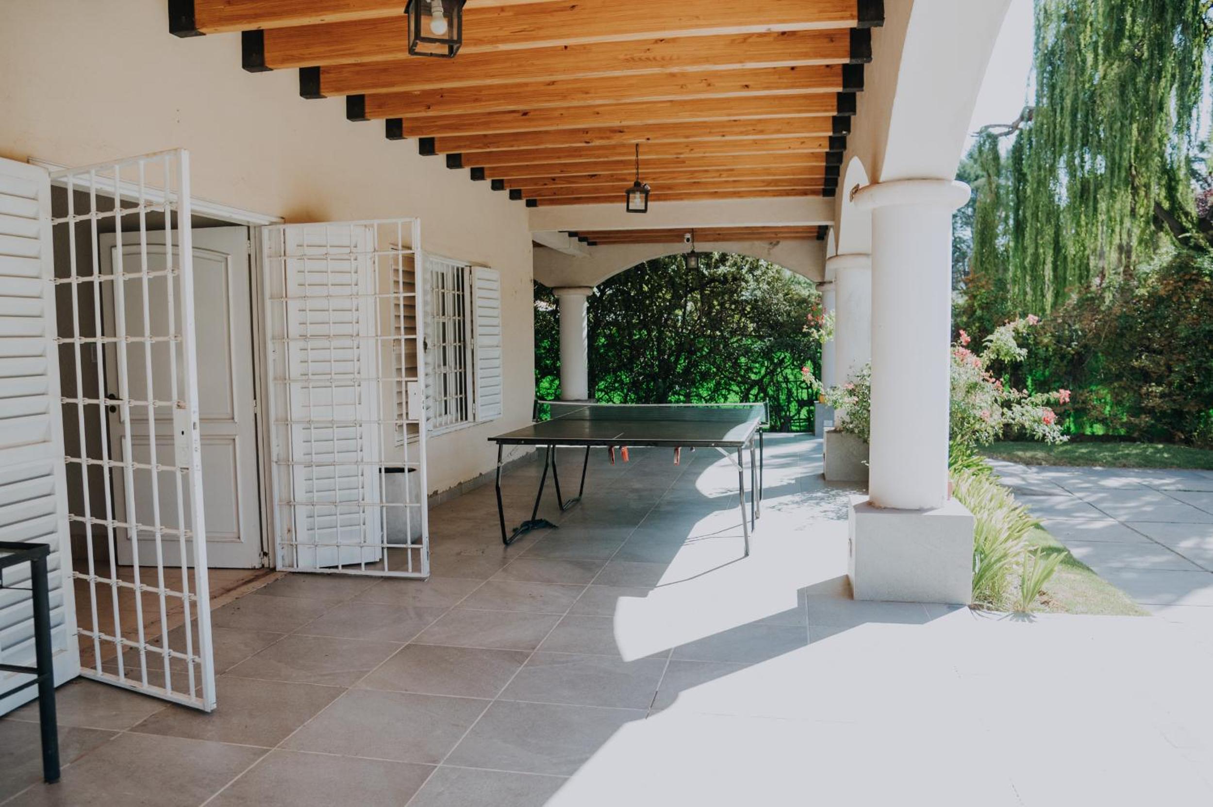 Casa de Campo:4 Habitaciones con piscina y quincho