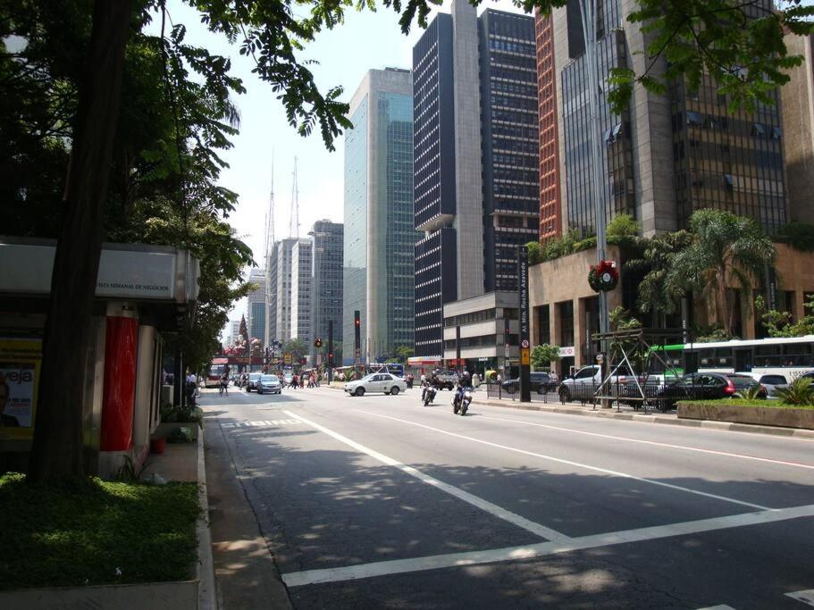 Av Paulista - apto grande - 82 m2