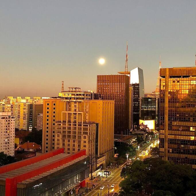 Av Paulista - apto grande - 82 m2