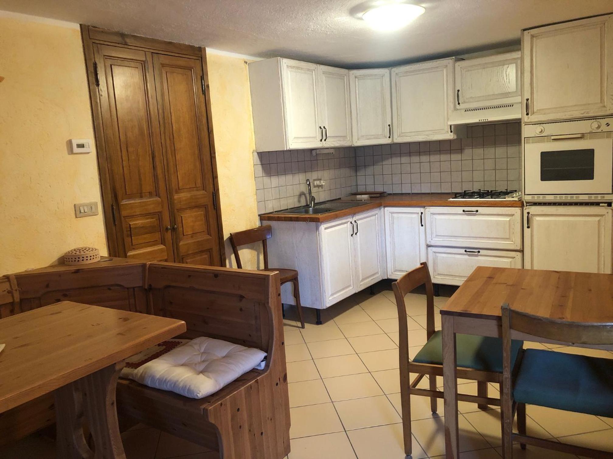 Monolocale pian terreno in frazione a 1200 m view 3