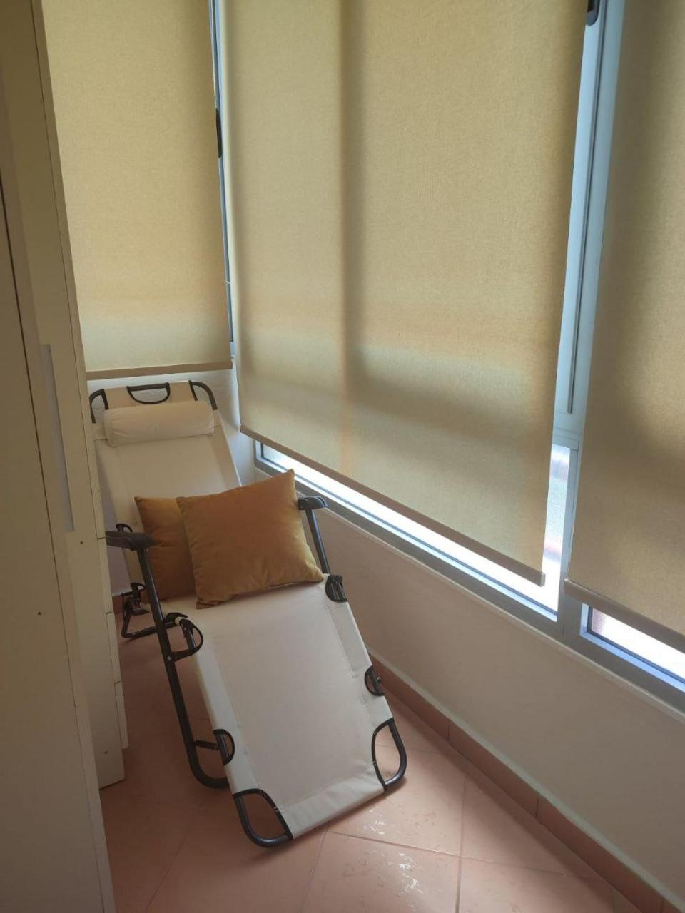 Mali i Robit apartments