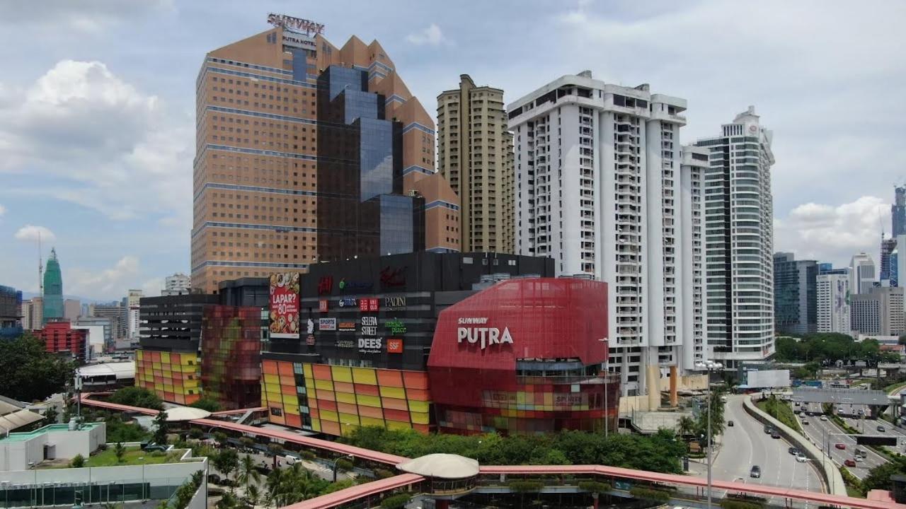 VILLA PUTRA CONDOMINIUM