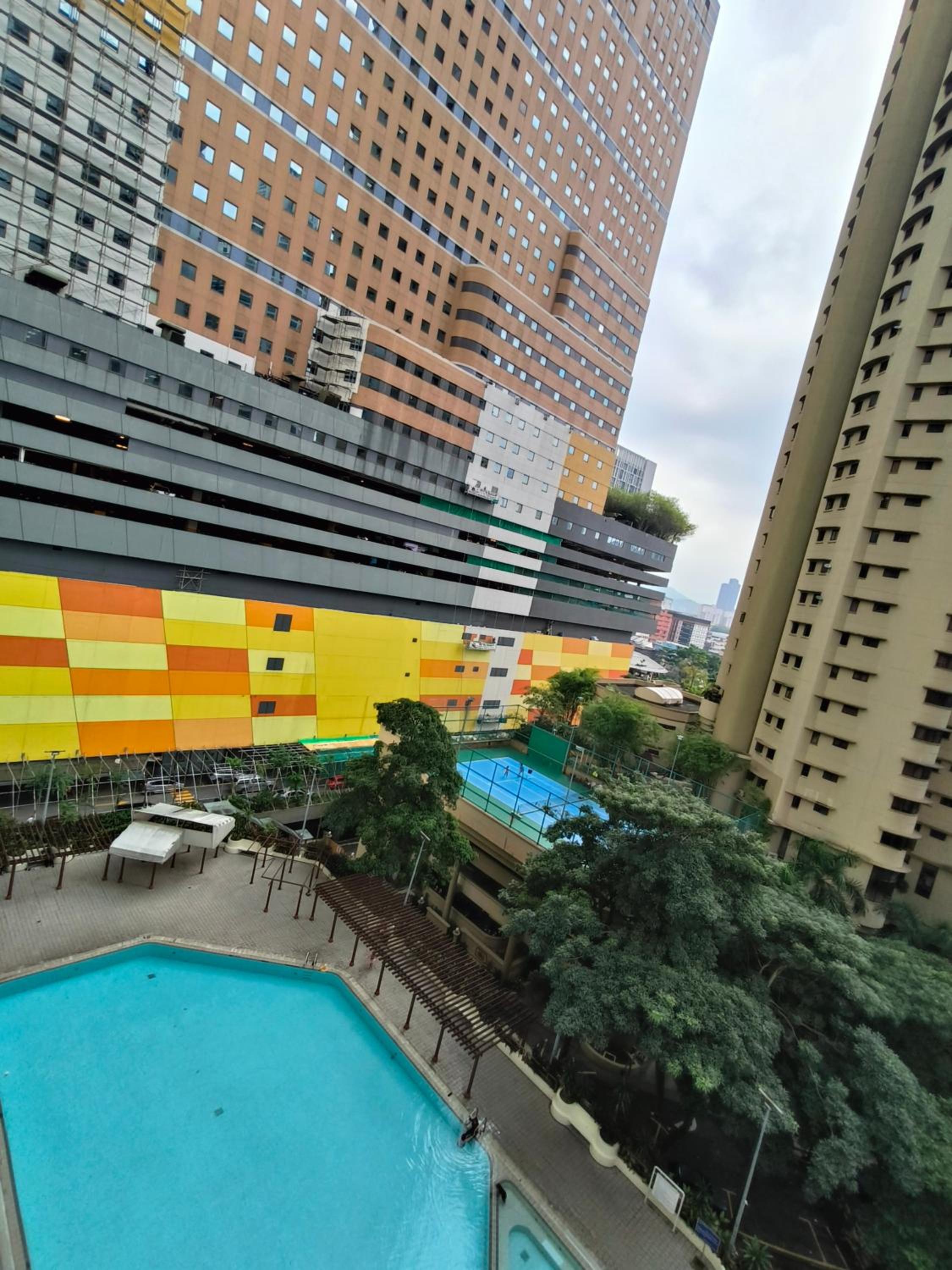 VILLA PUTRA CONDOMINIUM