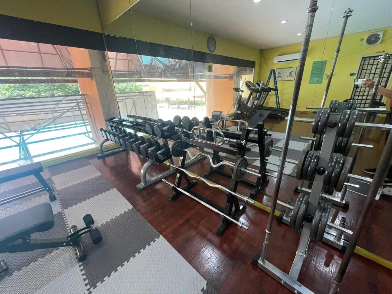 VILLA PUTRA CONDOMINIUM