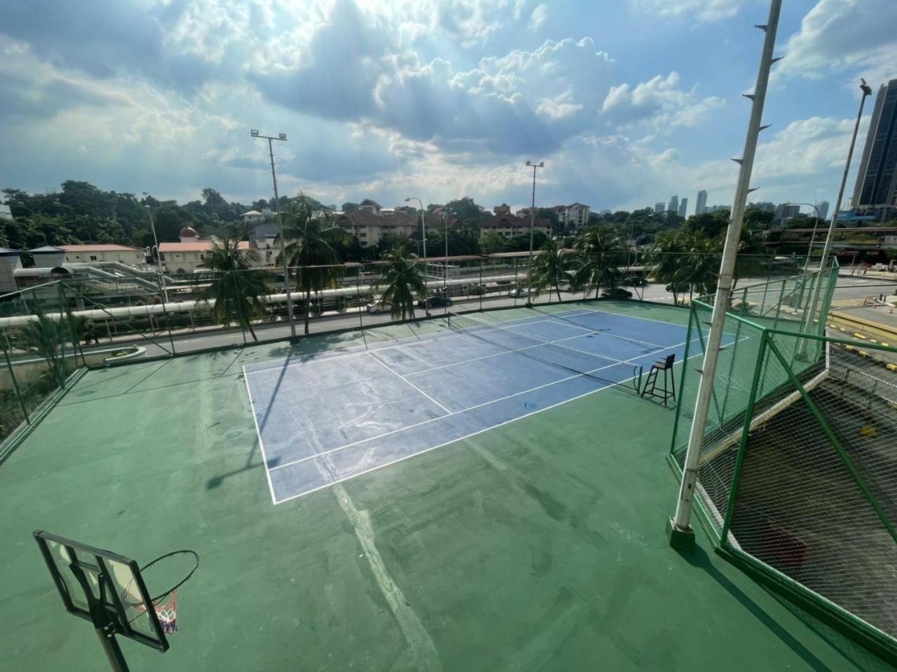 VILLA PUTRA CONDOMINIUM