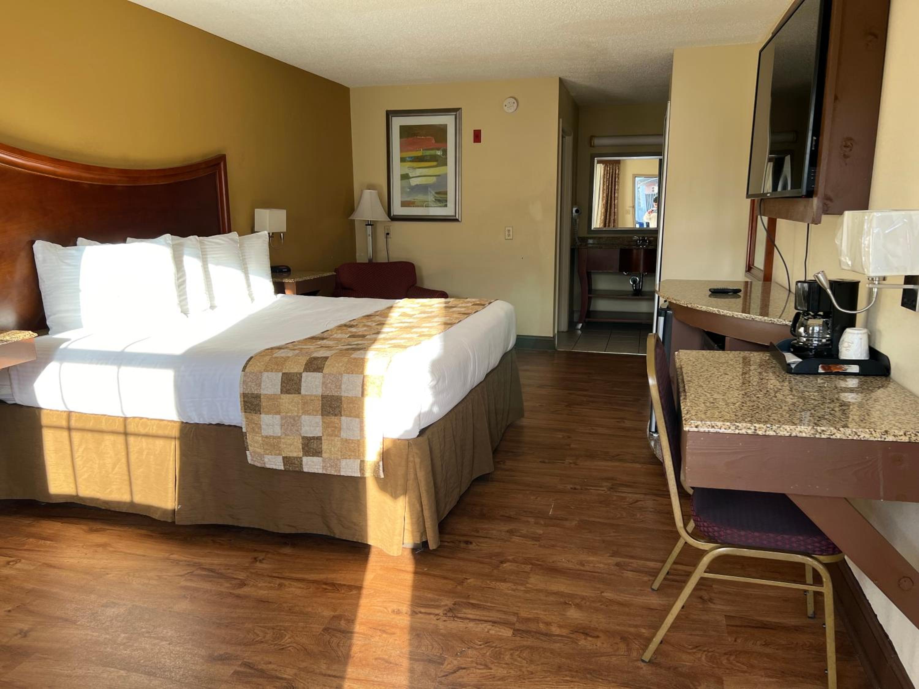 Atkinson Inn & Suites view 4
