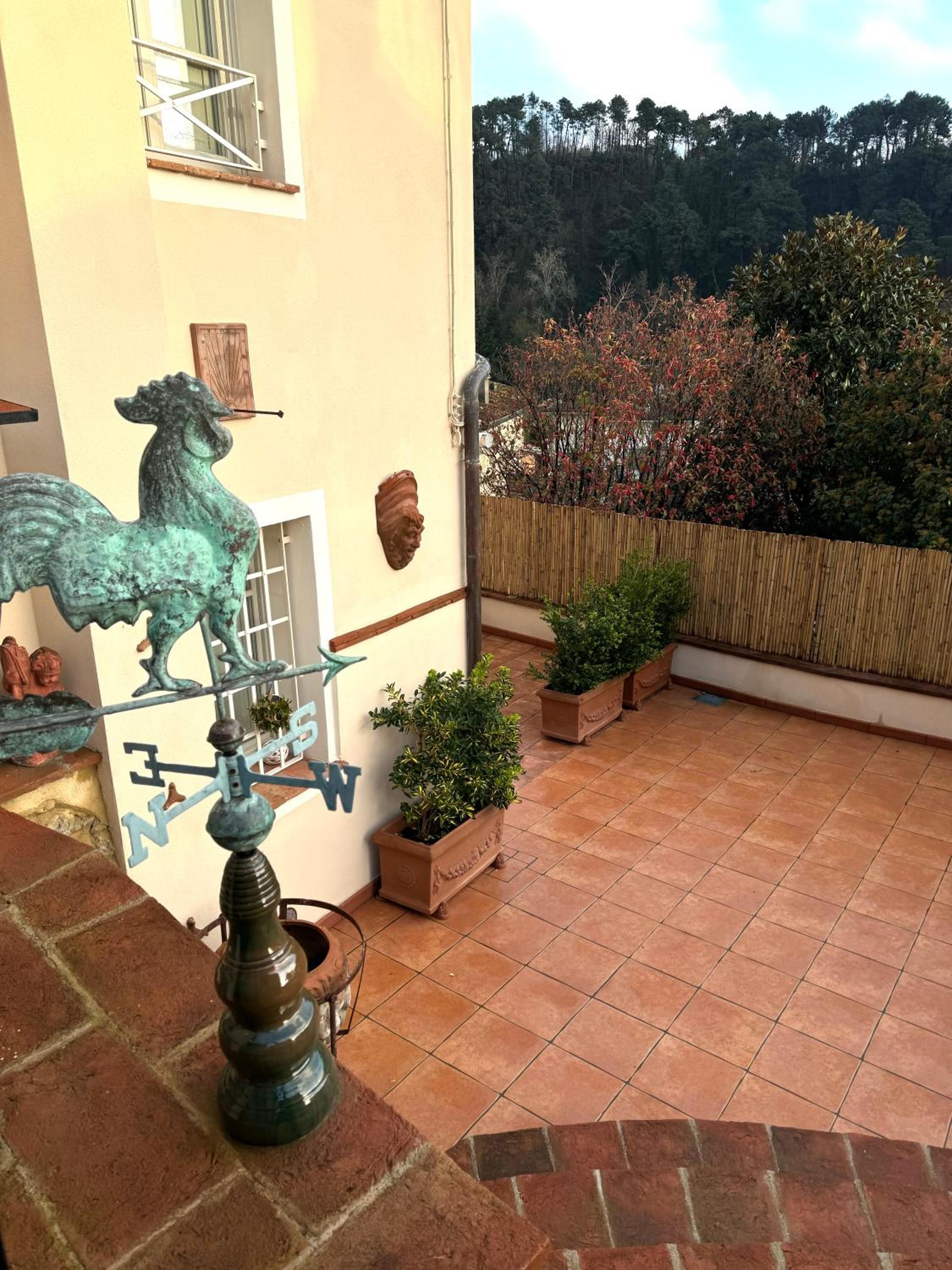 Tuscany Secret Garden view 2