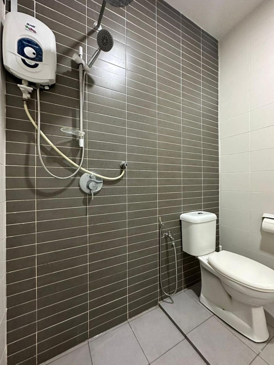 Plazio 1 Bedroom & Studio