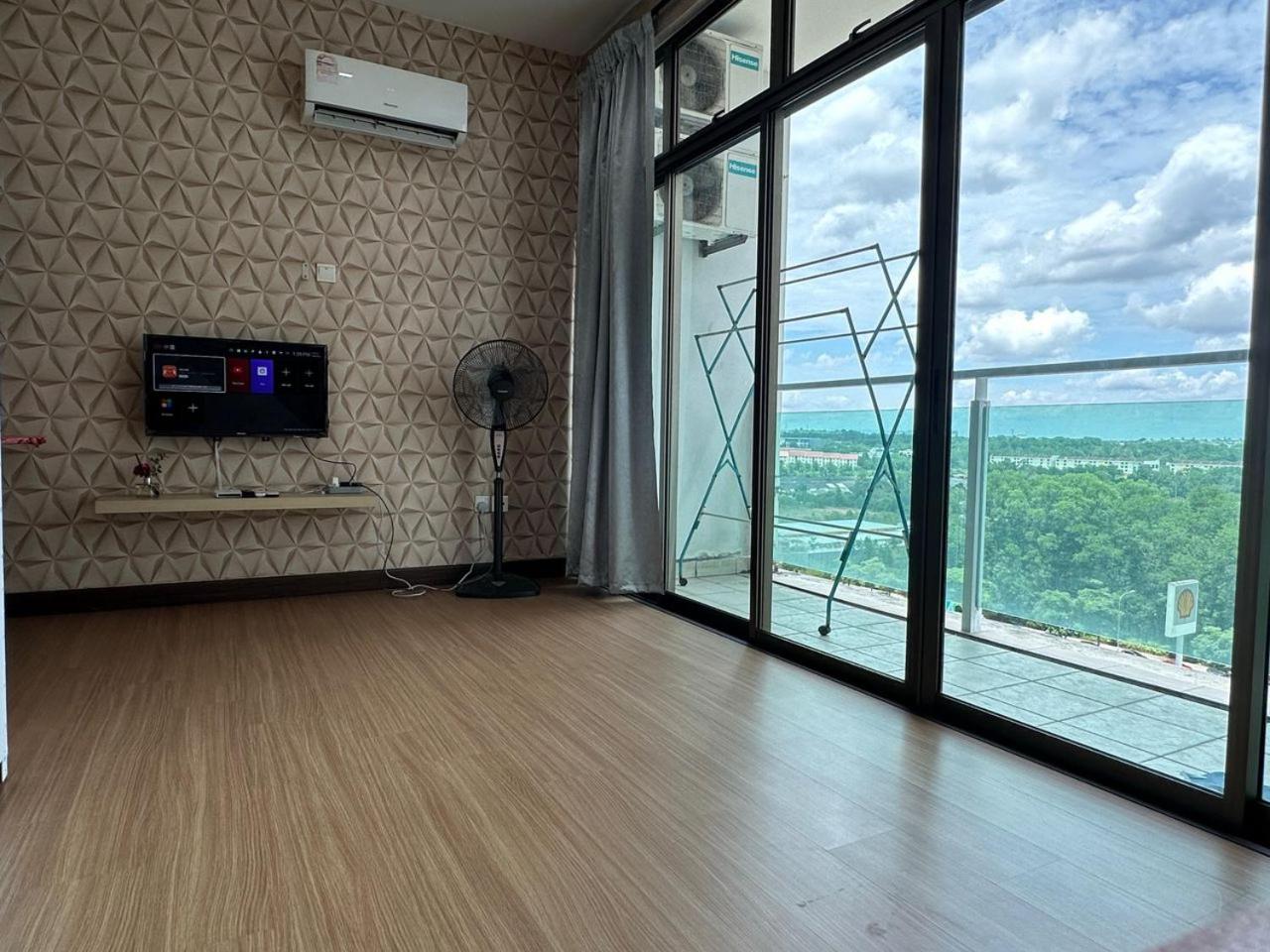 Plazio 1 Bedroom & Studio