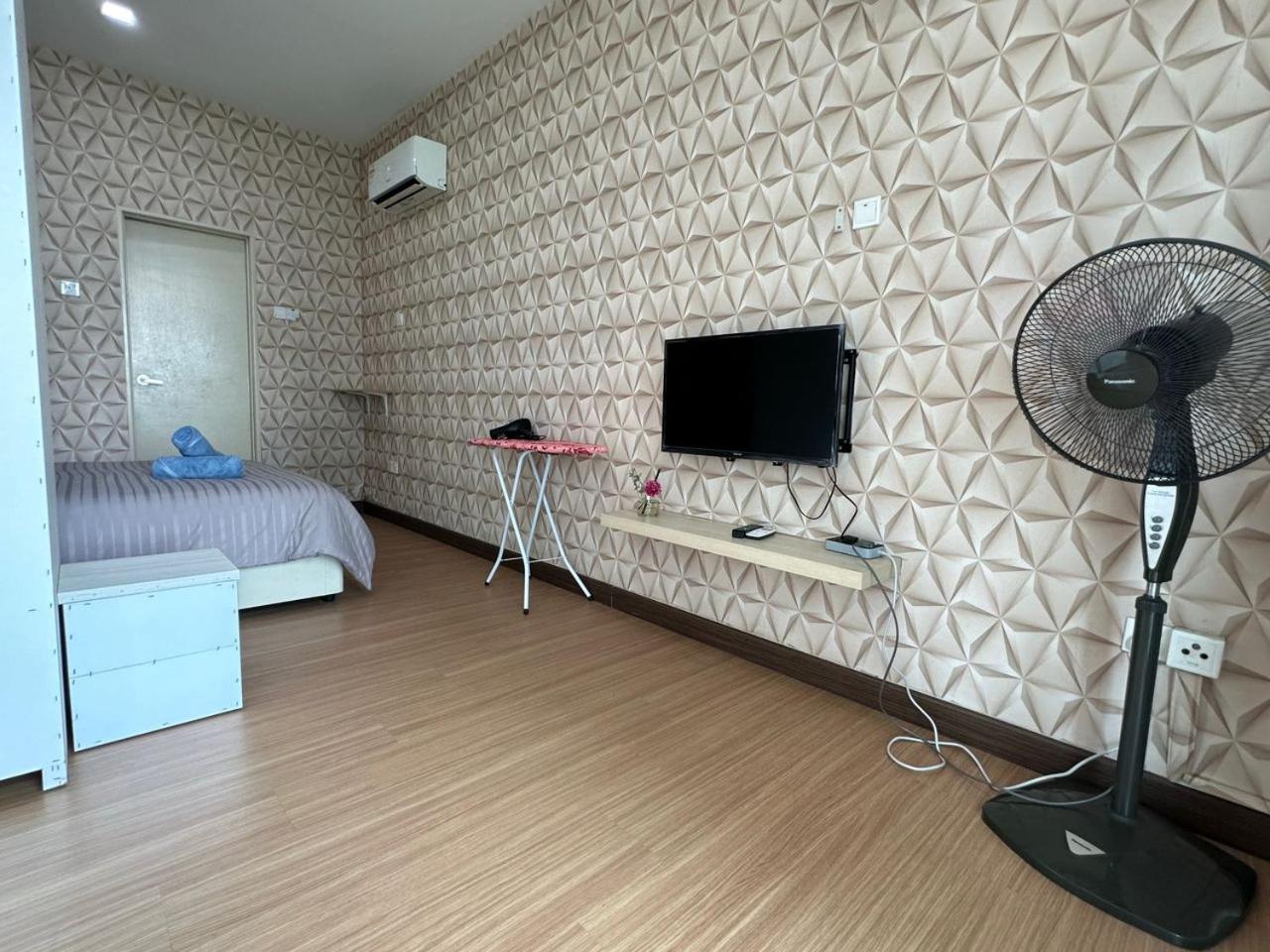 Plazio 1 Bedroom & Studio
