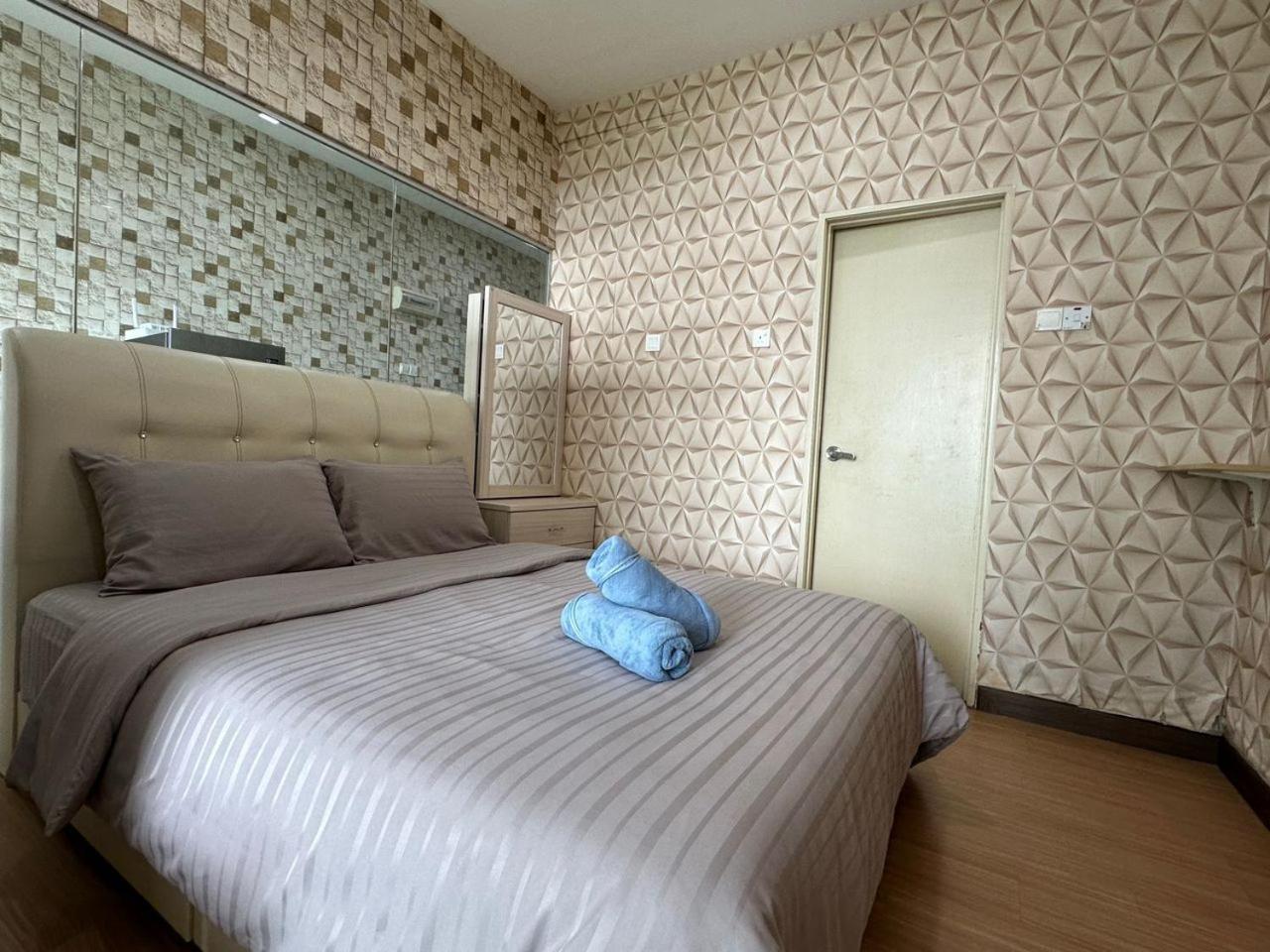 Plazio 1 Bedroom & Studio