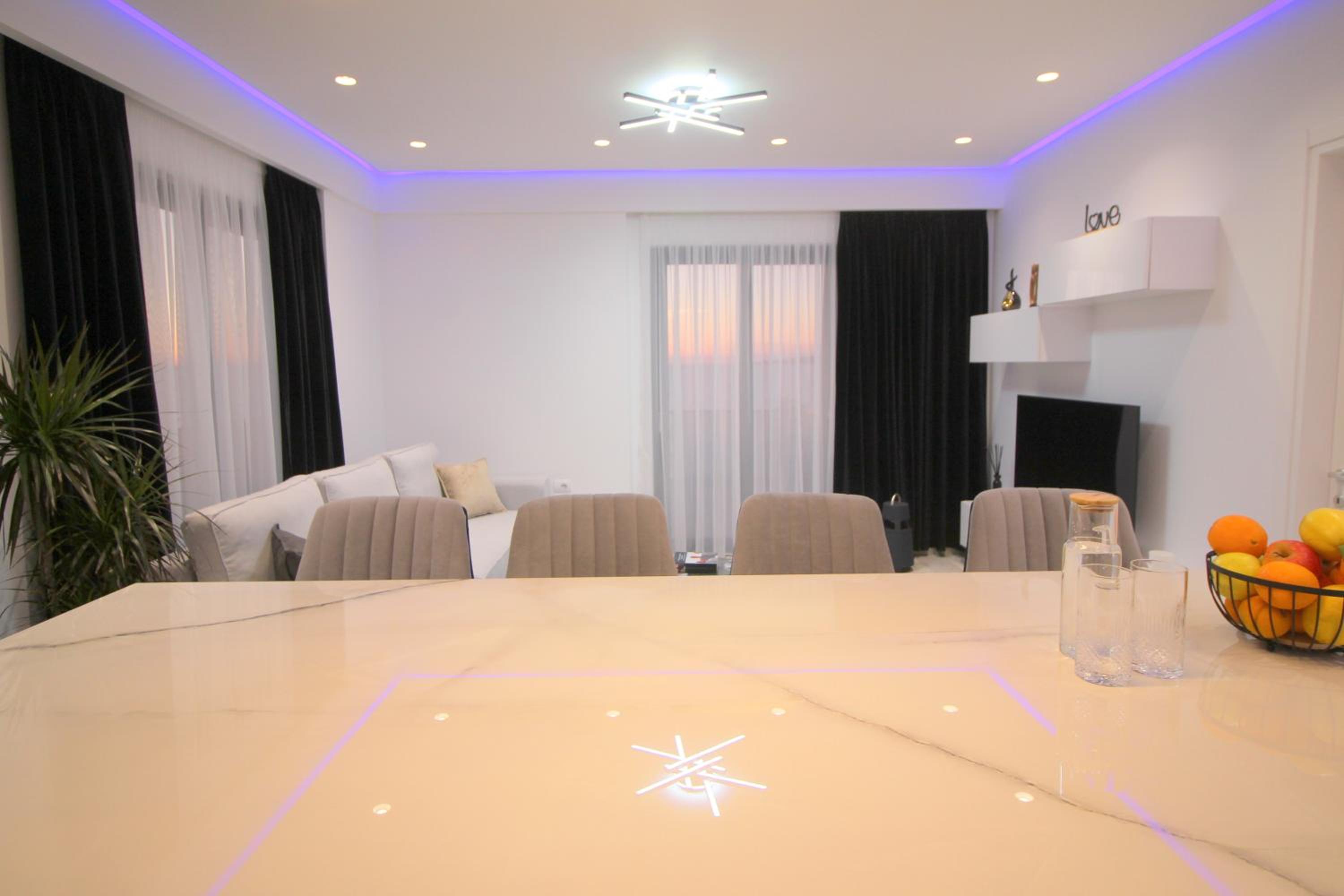 oli golden beach residence