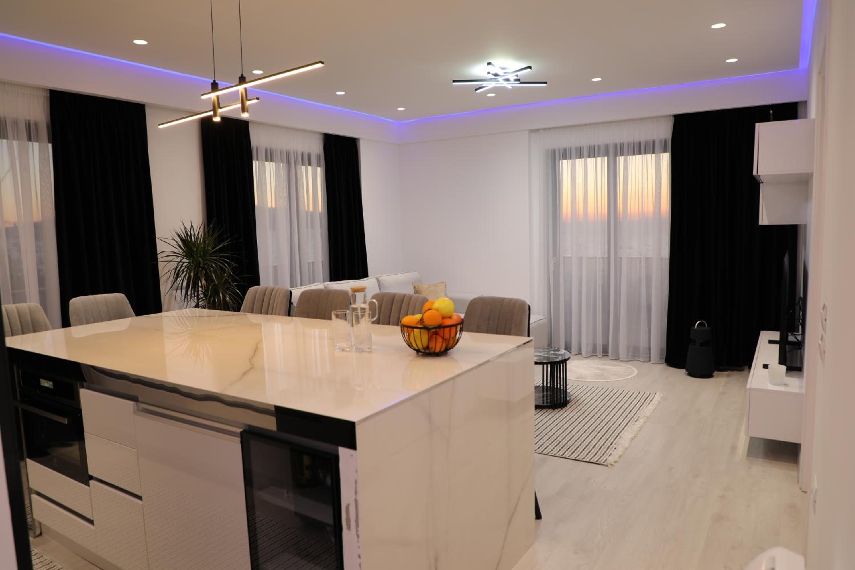oli golden beach residence