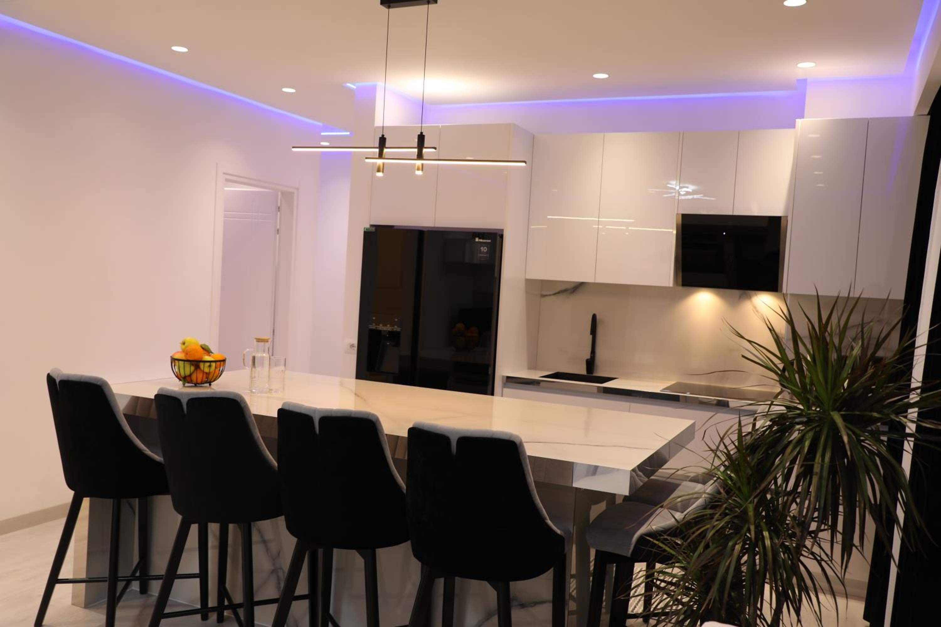 oli golden beach residence