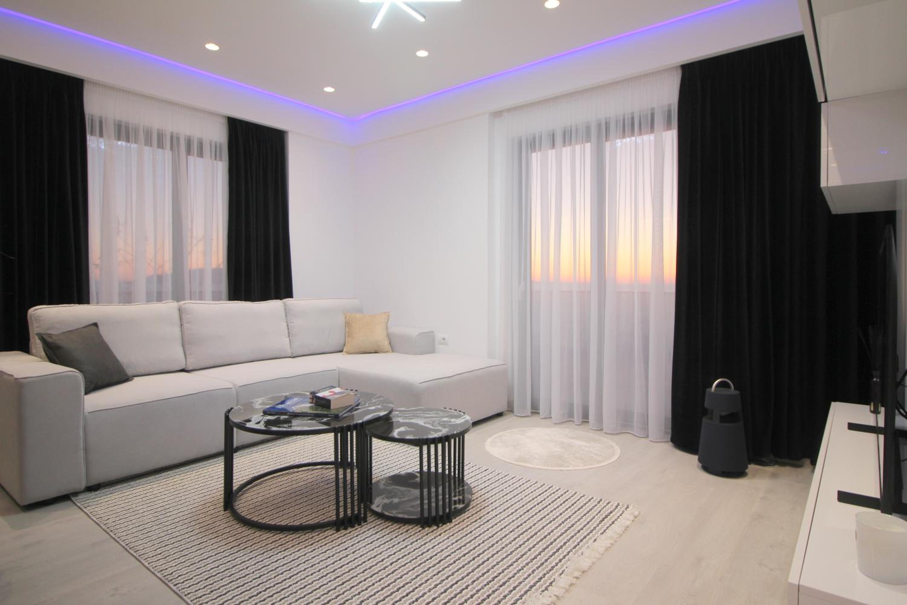 oli golden beach residence