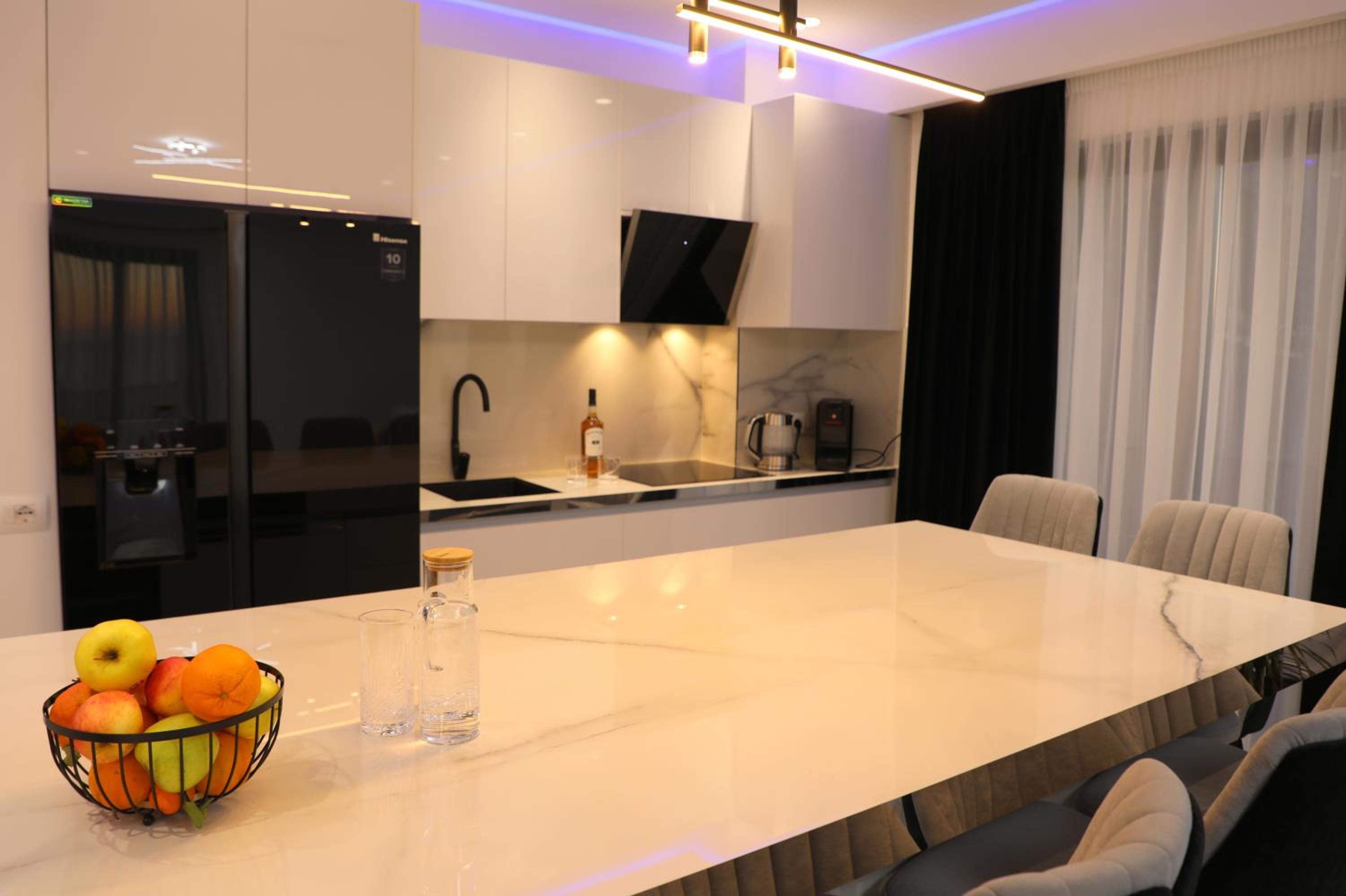 oli golden beach residence