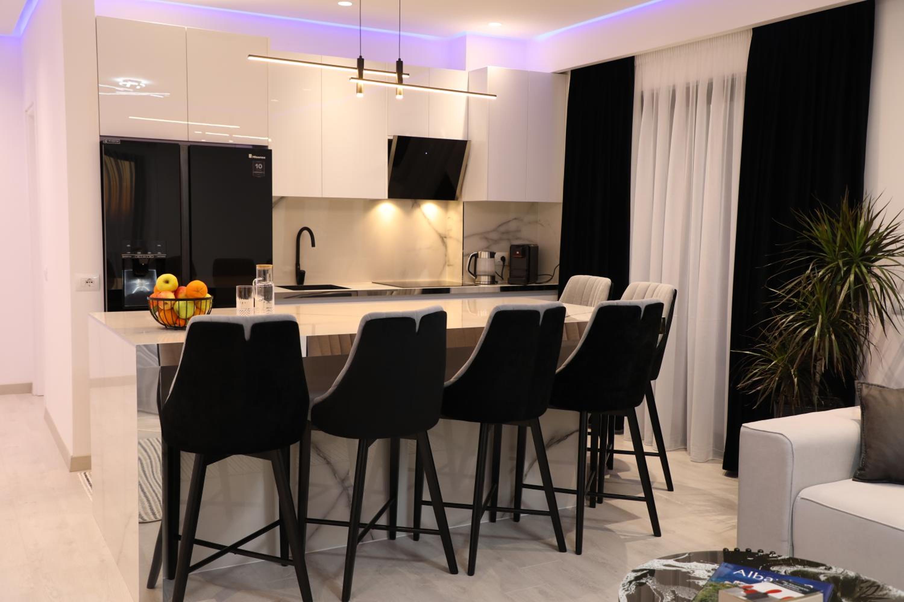 oli golden beach residence