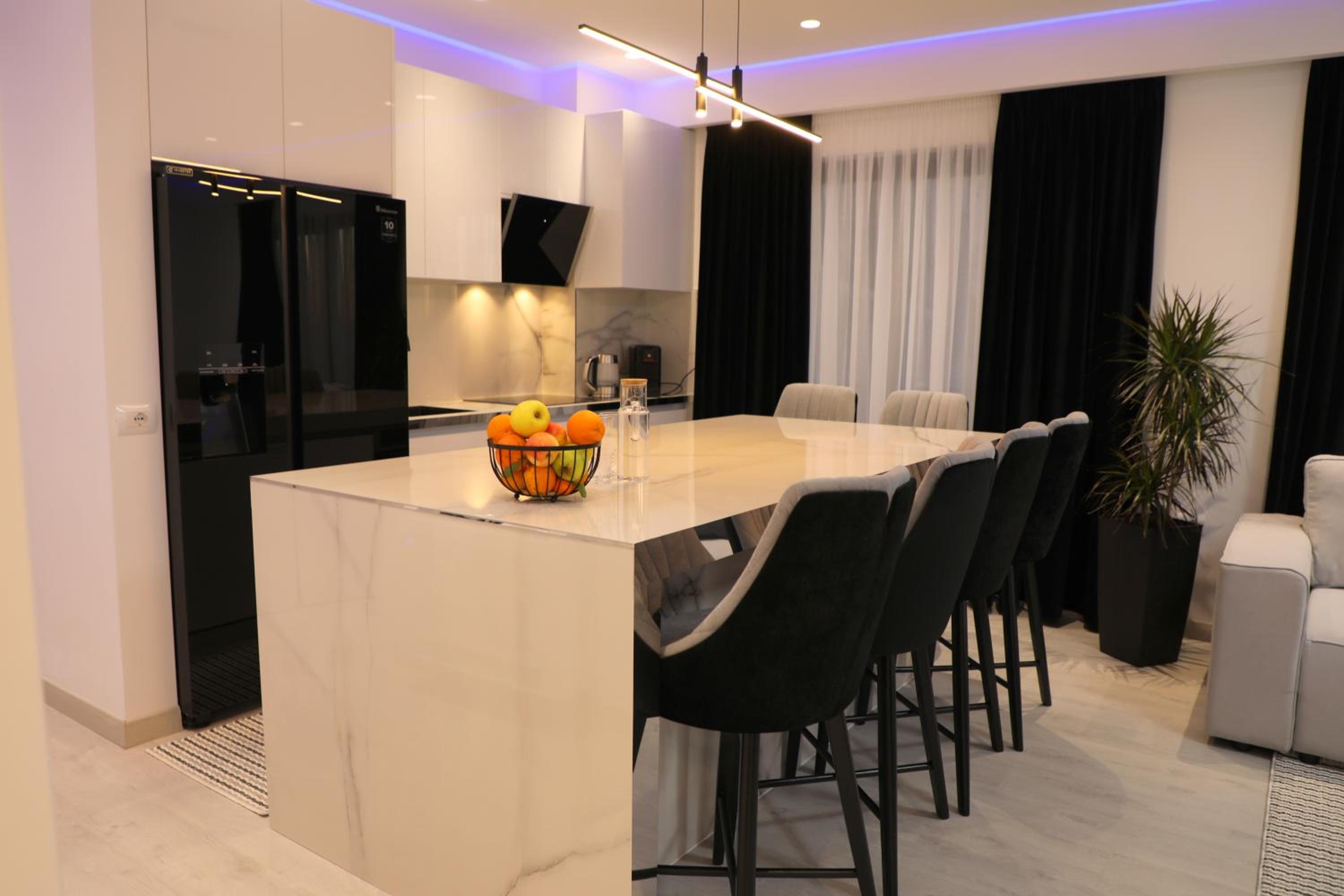 oli golden beach residence