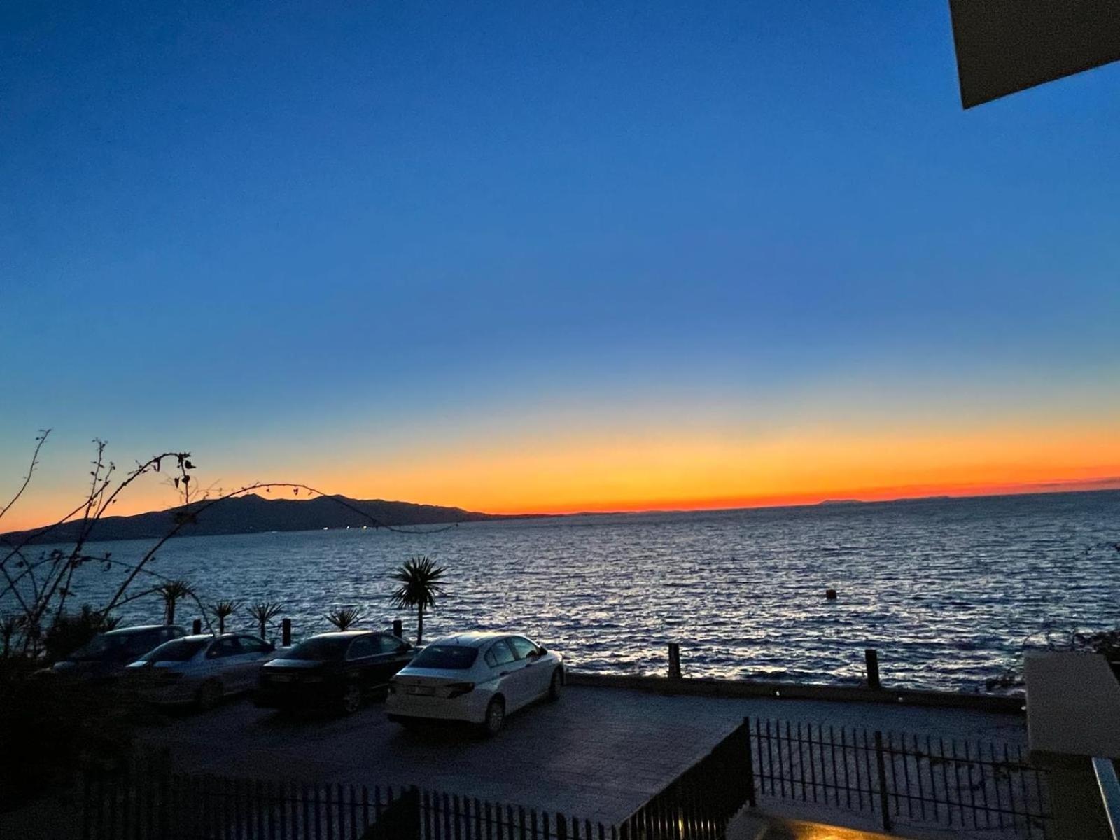 oli golden beach residence