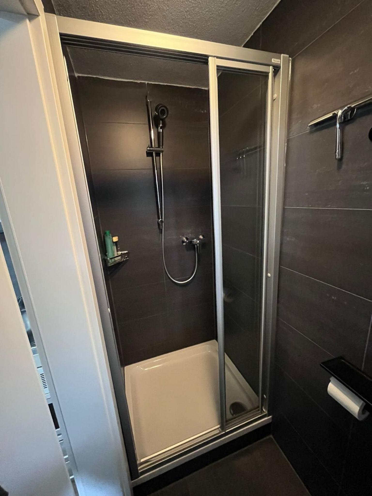 Tiny House Black Pearl
