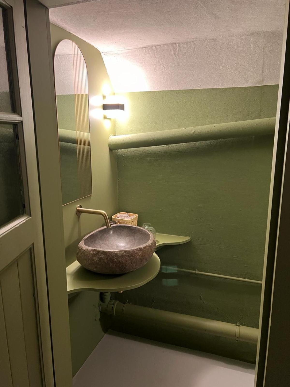 Charmante Art Deco rijwoning