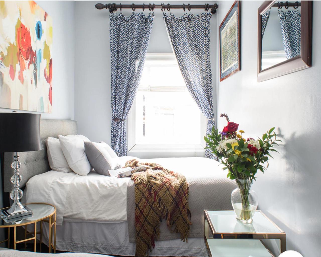TOWNHOUSE 222